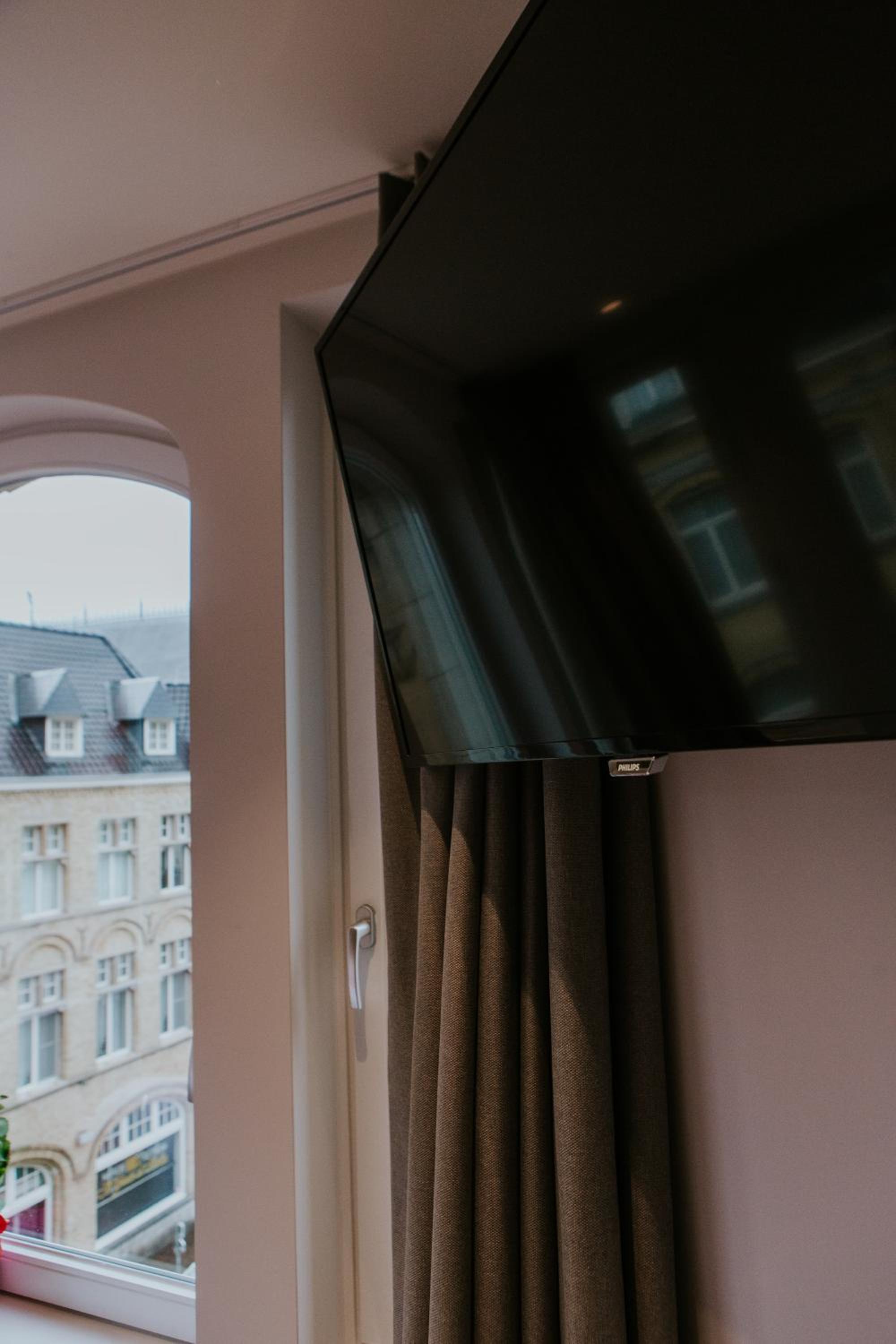Double Room - Photo 2