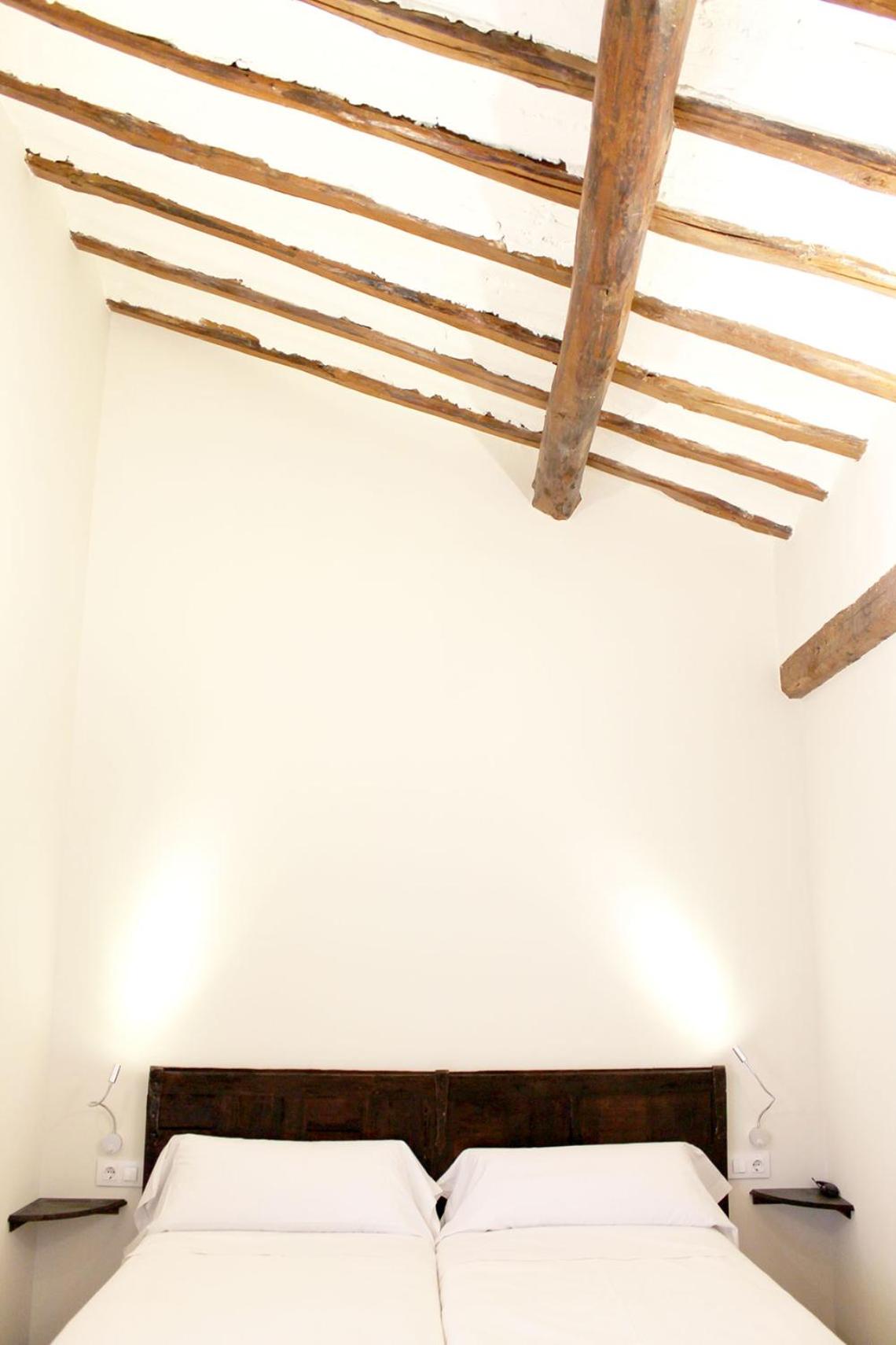 Habitación Doble o con Dos Camas con Baño Compartido