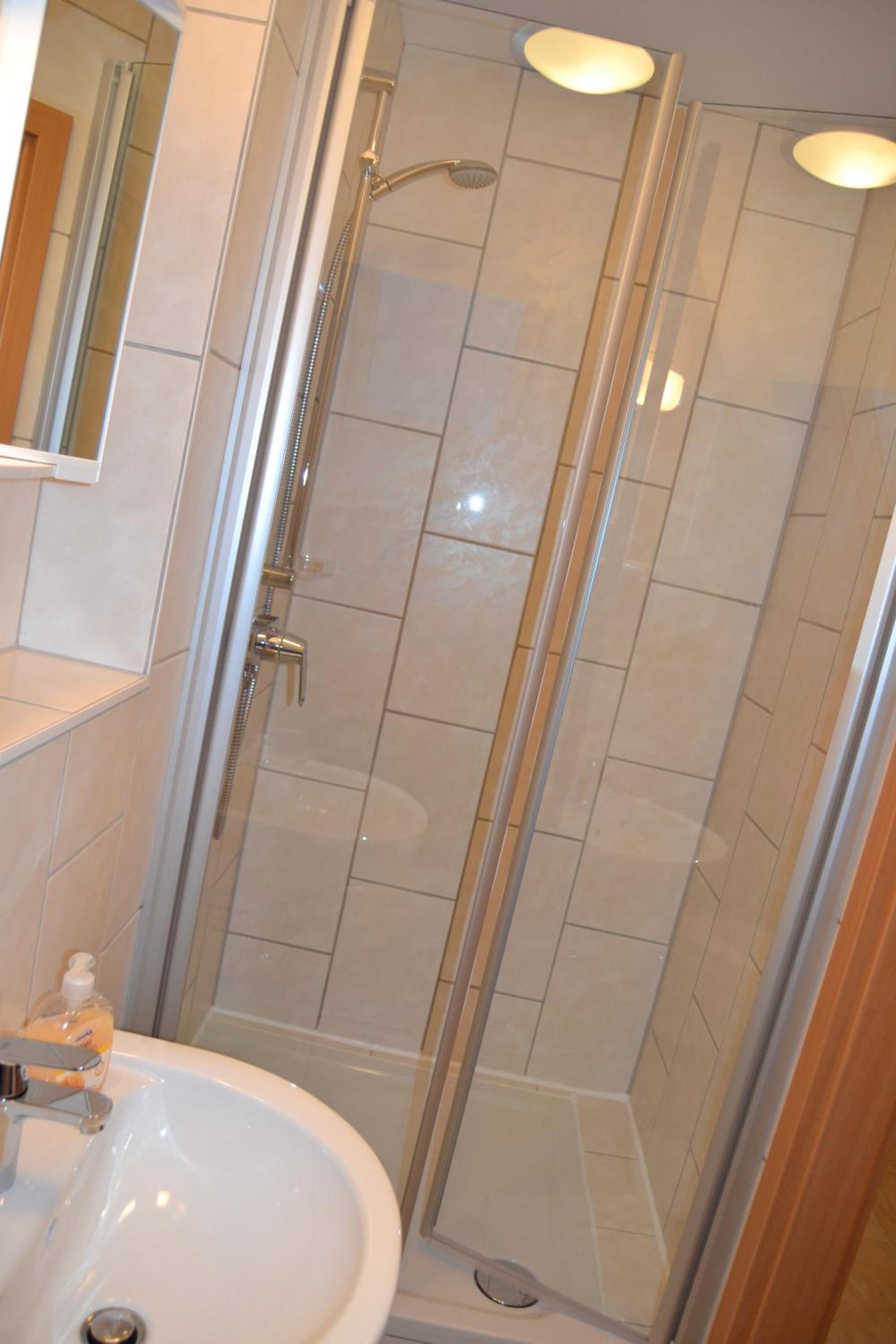 Superior Twin Room - Photo 3