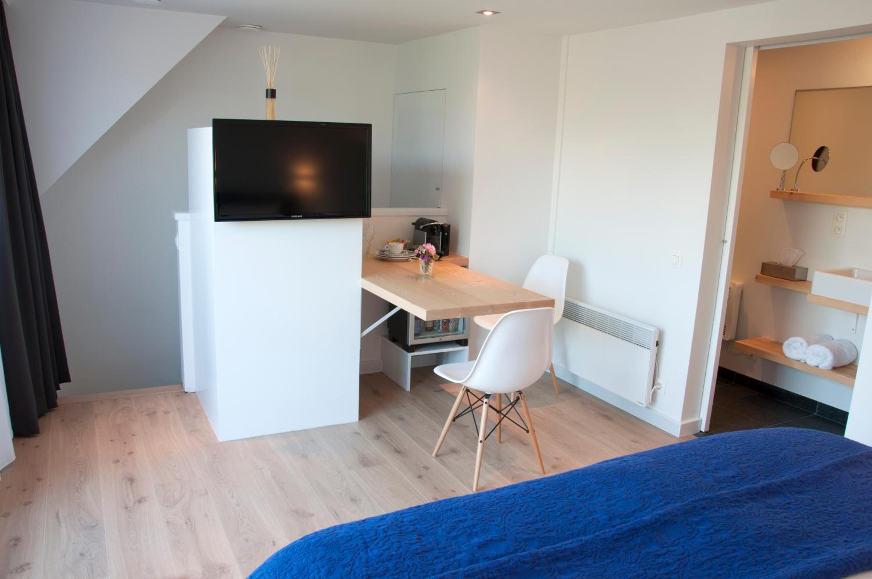 Deluxe Double or Twin Room photo 3
