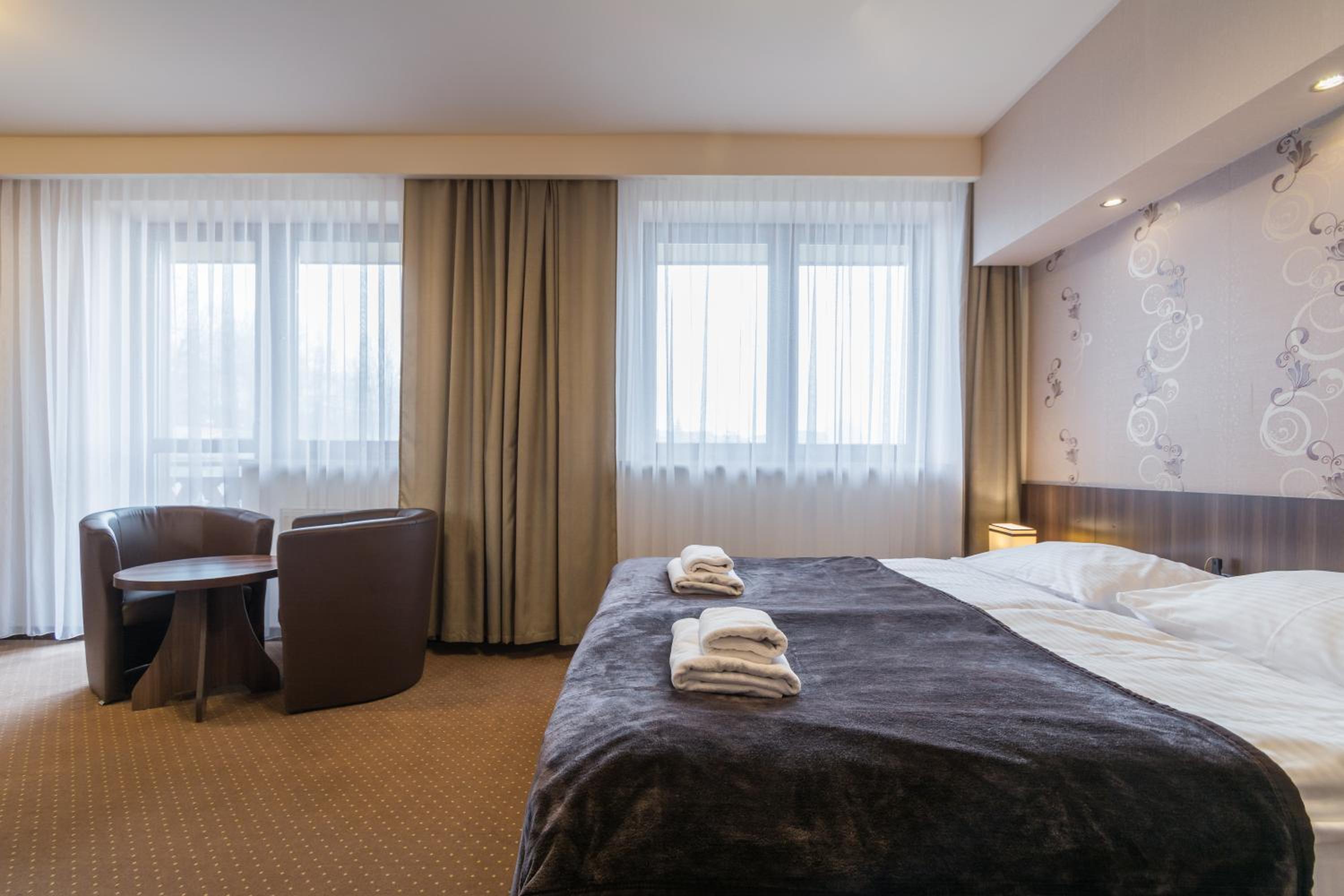 Triple Room with Balcony - Photo 7