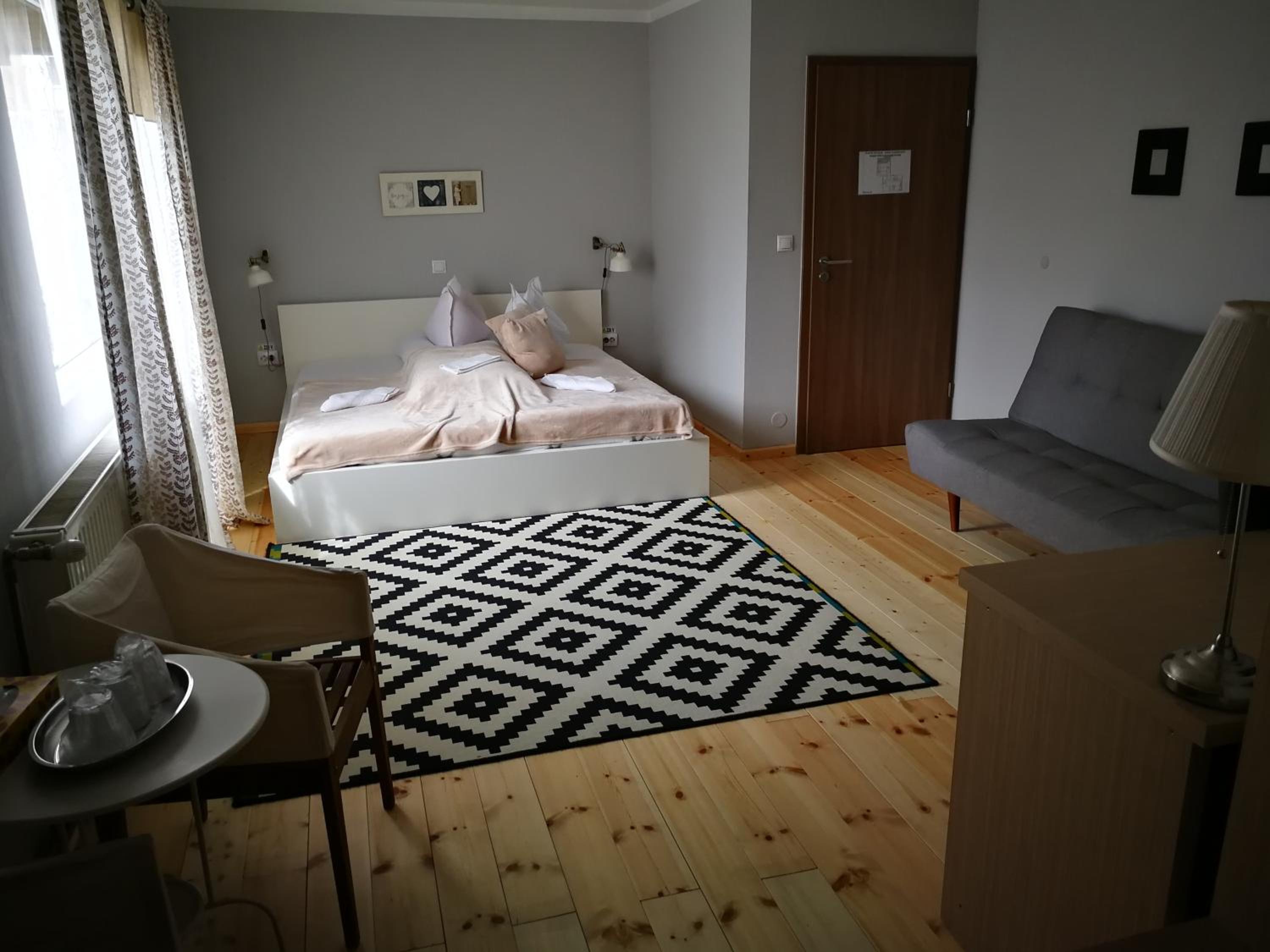 Triple Room - Photo 2