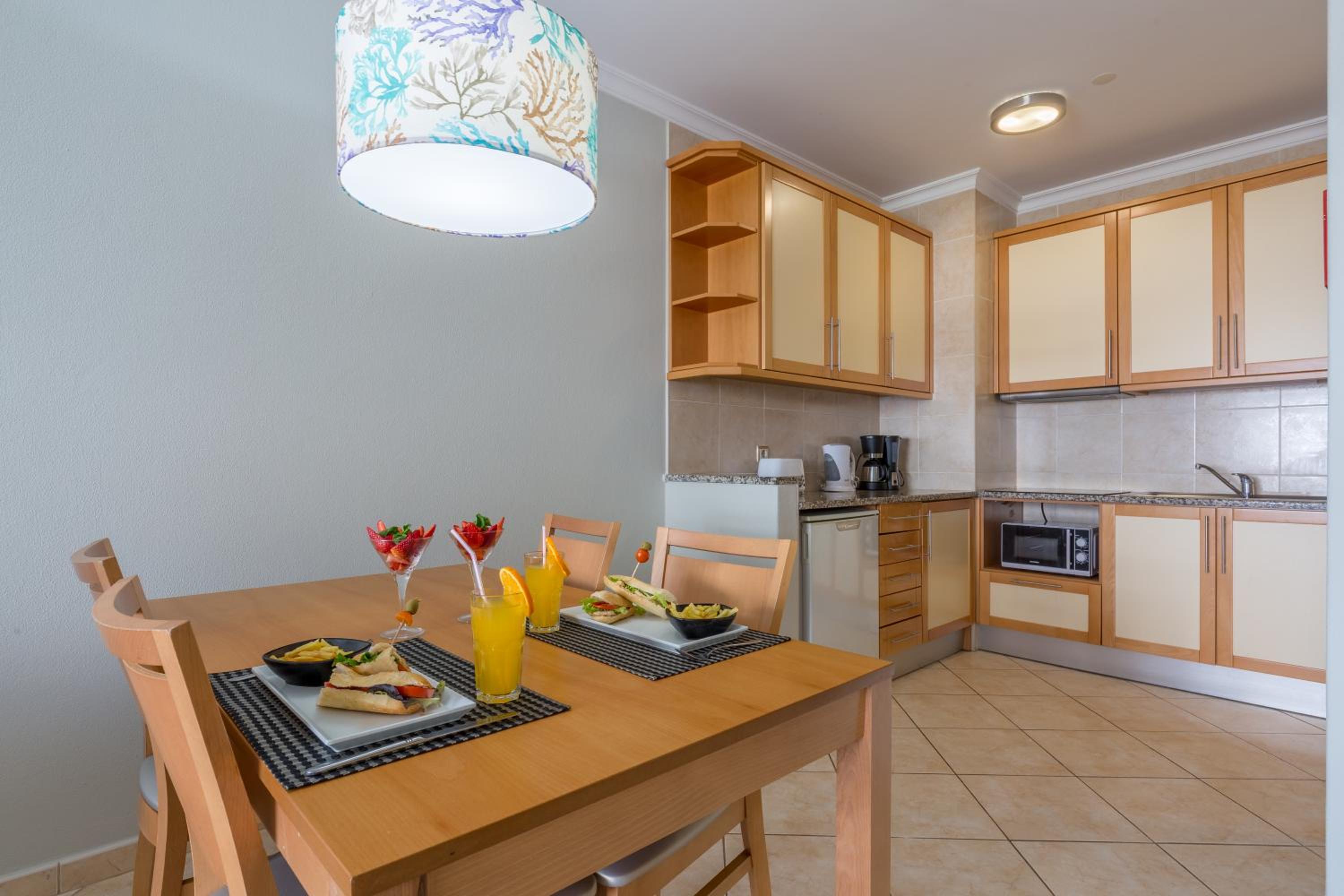 One-Bedroom Apartment - Photo 19