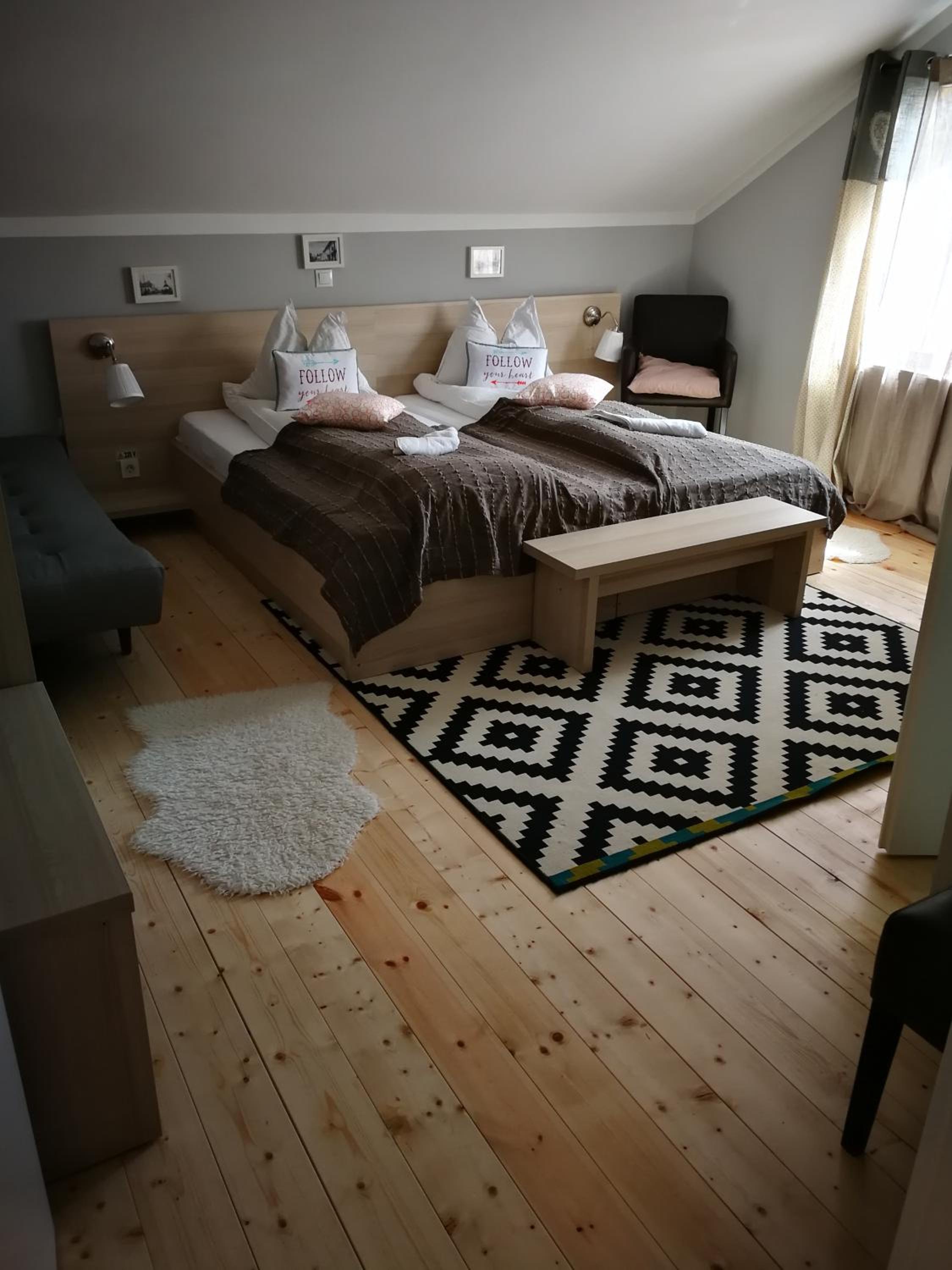 Double or Twin Room - Photo 7