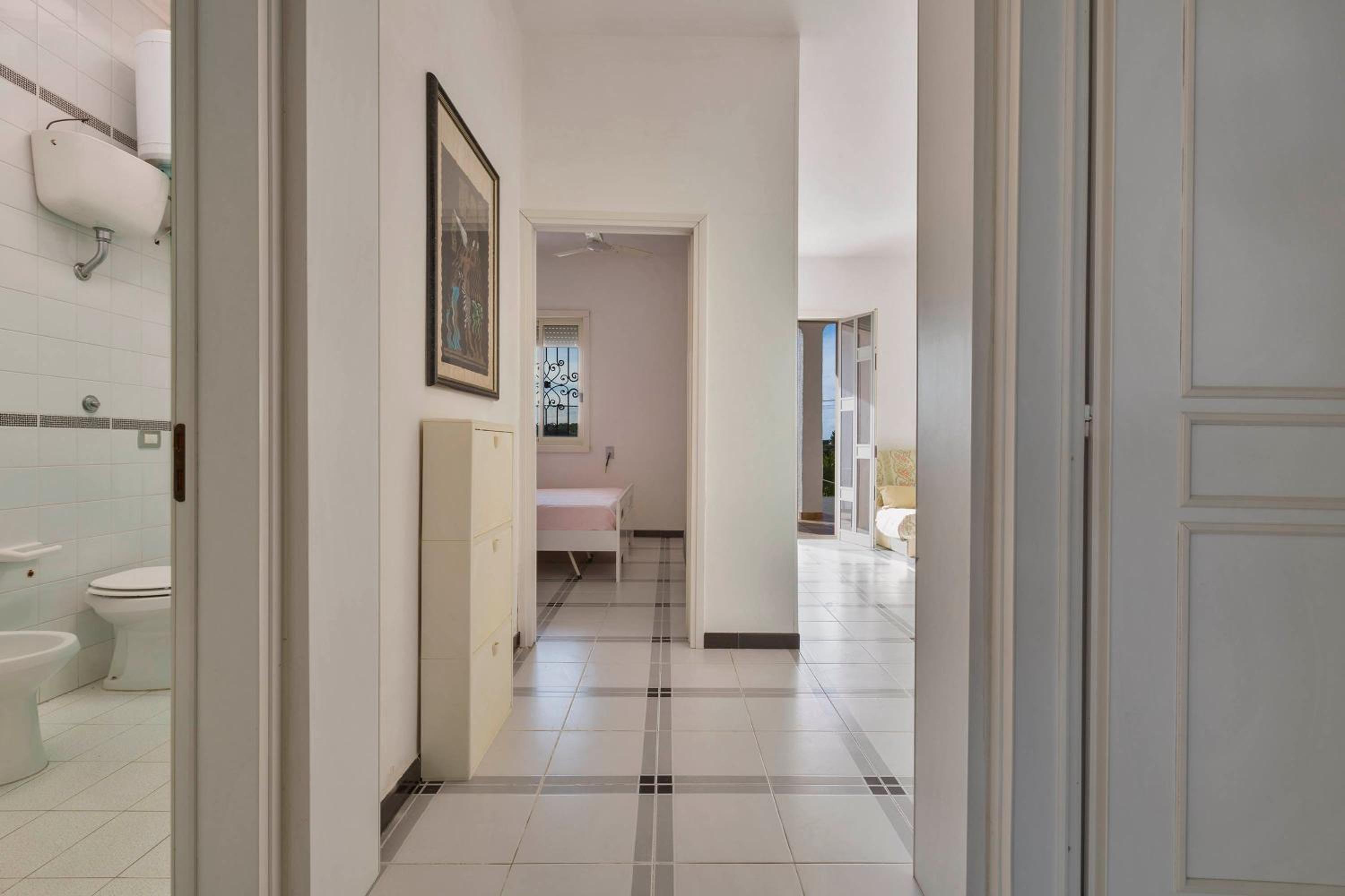 Villa photo 1