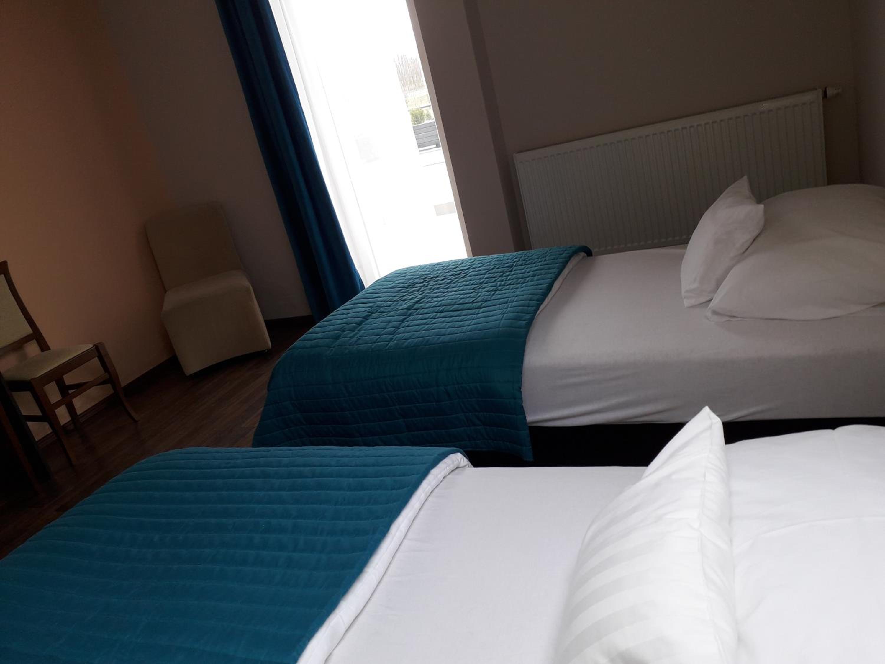 Twin Room with Balcony photo 3