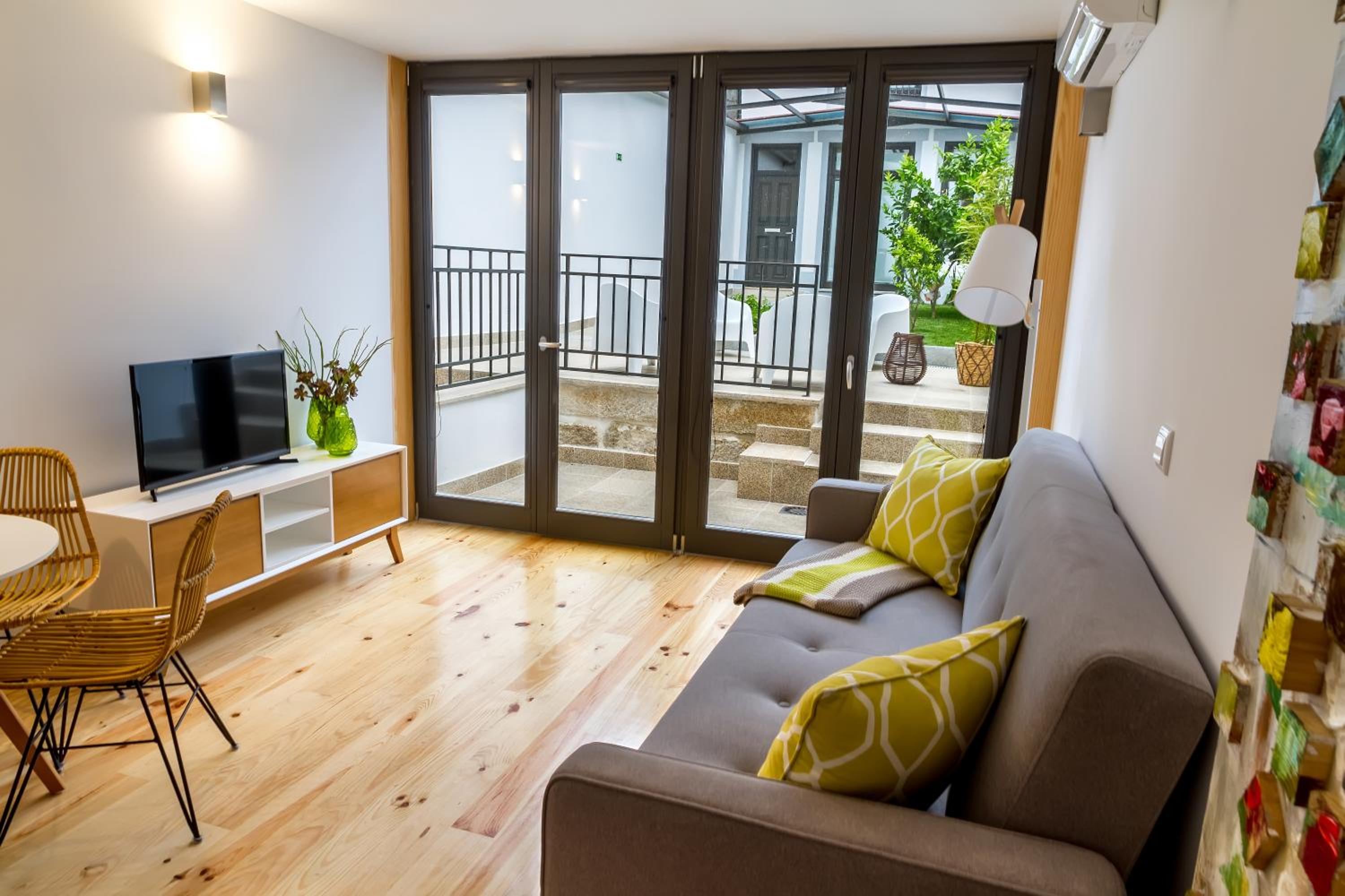 Apartment with Garden View ( Ground Floor )