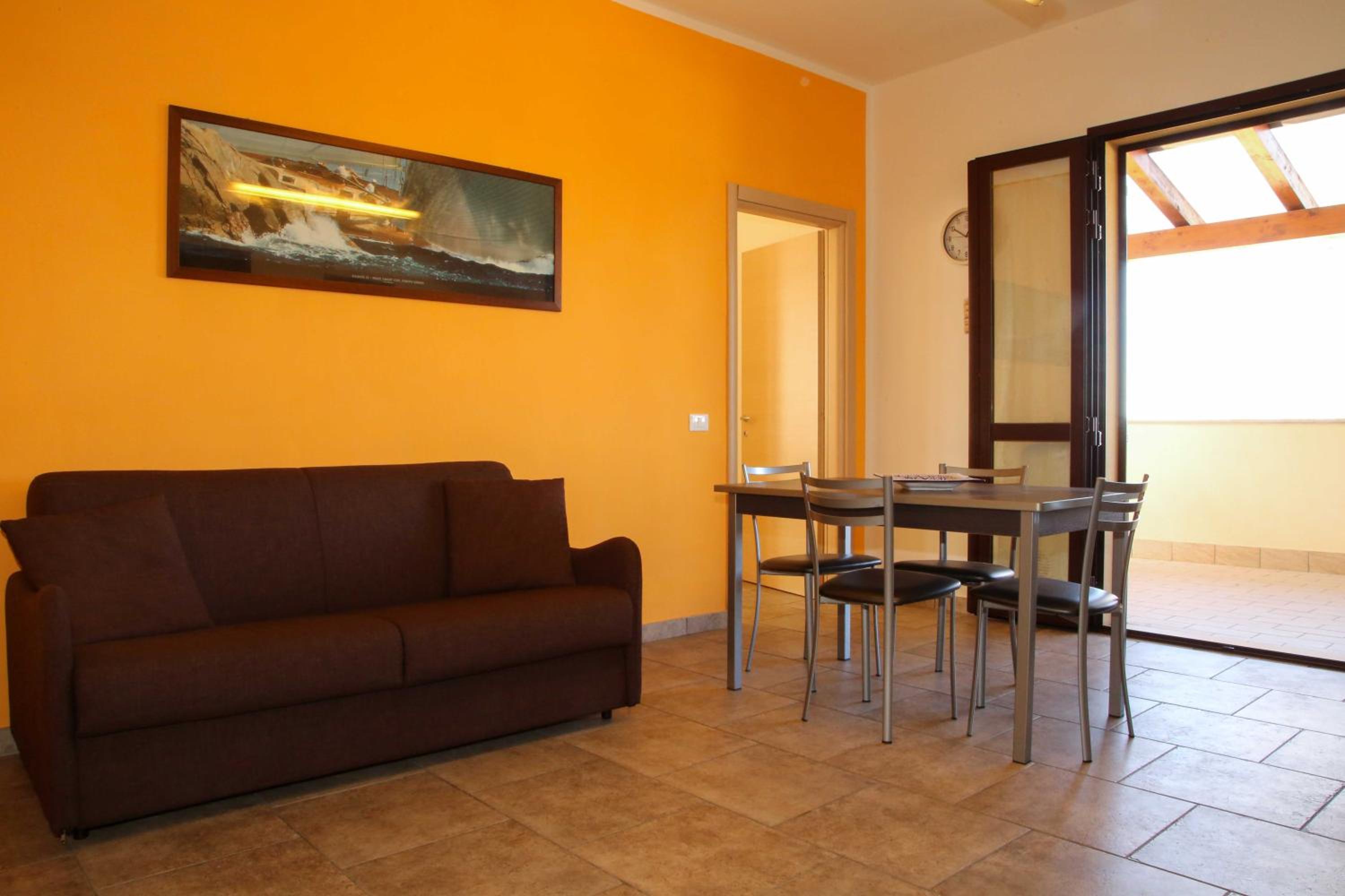 One-Bedroom Apartment with Sea View photo 1