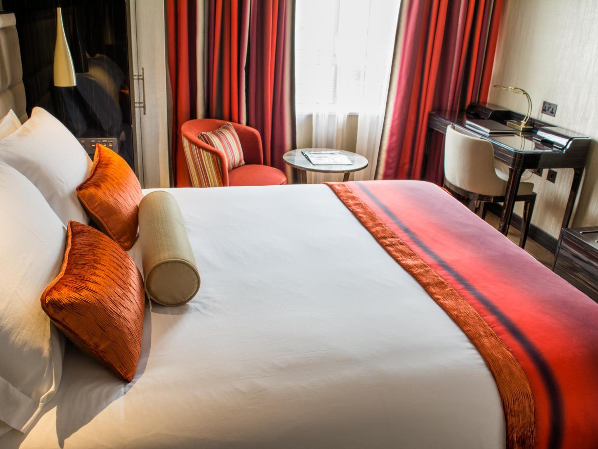 Deluxe Club Room