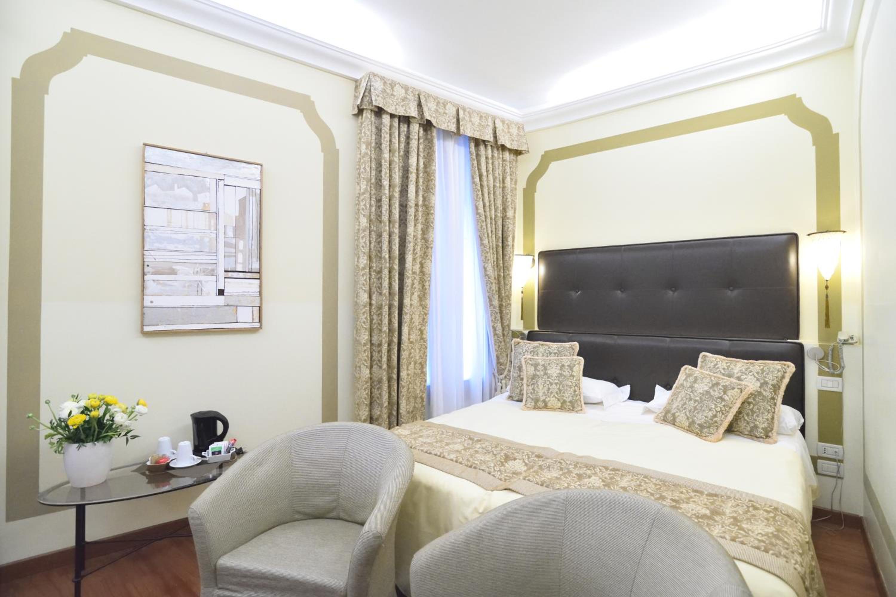 Classic Double Room