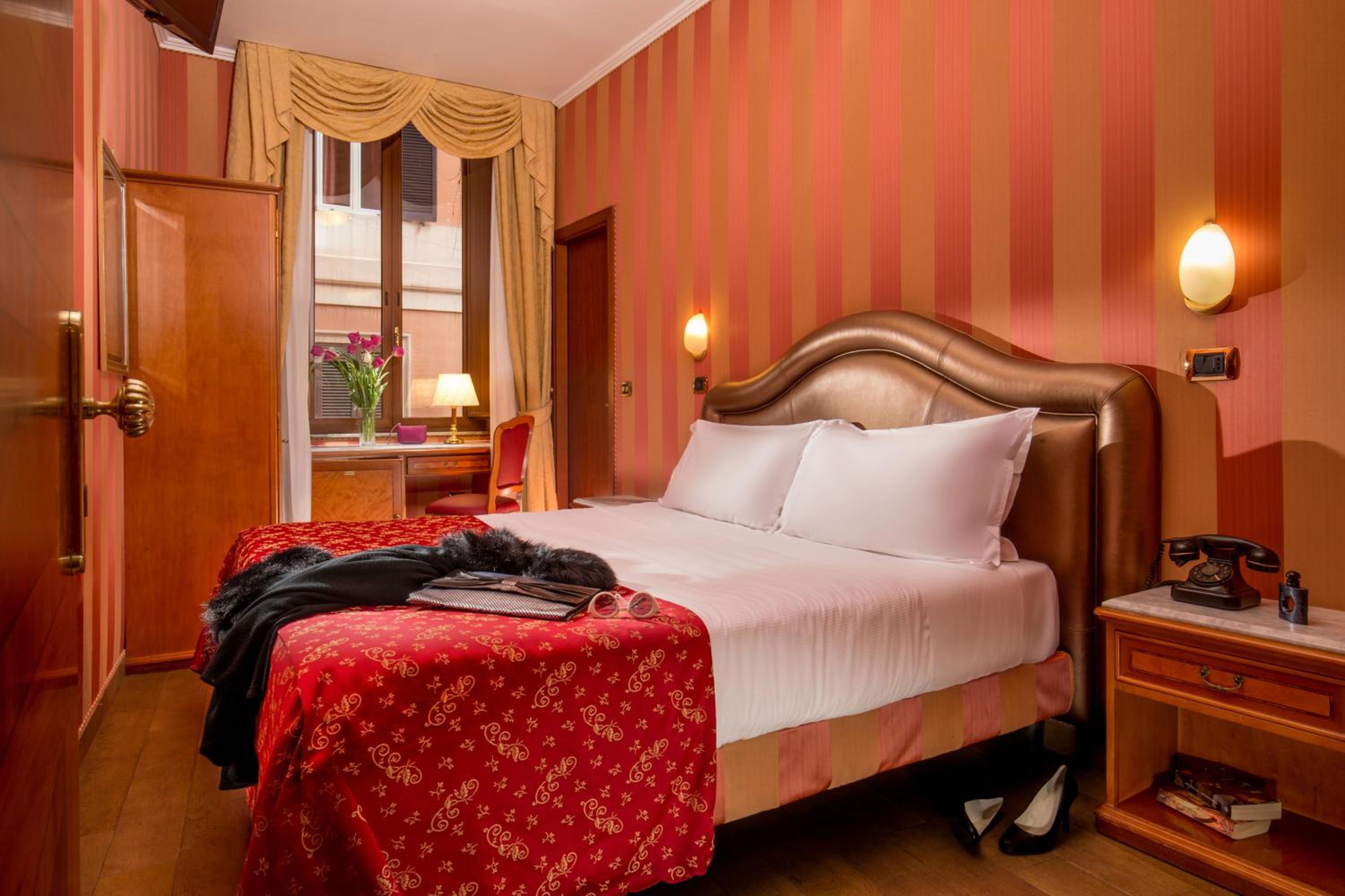 Double or Twin Room photo 2