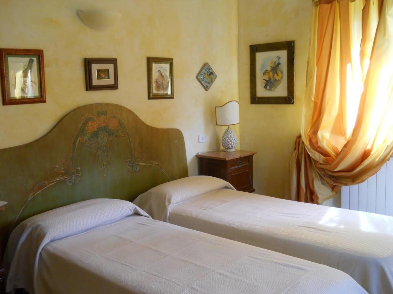Standard Double or Twin Room photo 1