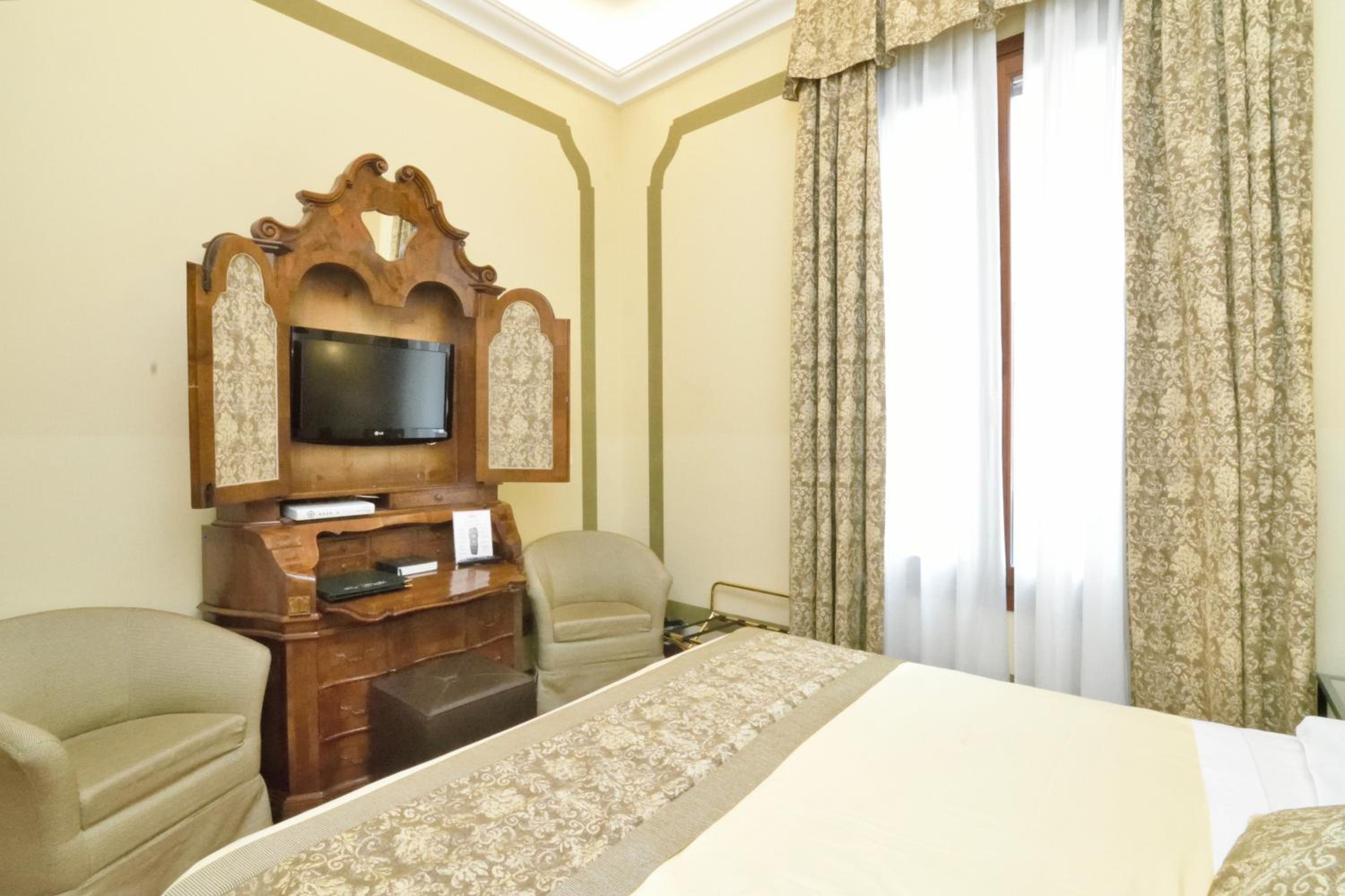 Economy Double Room