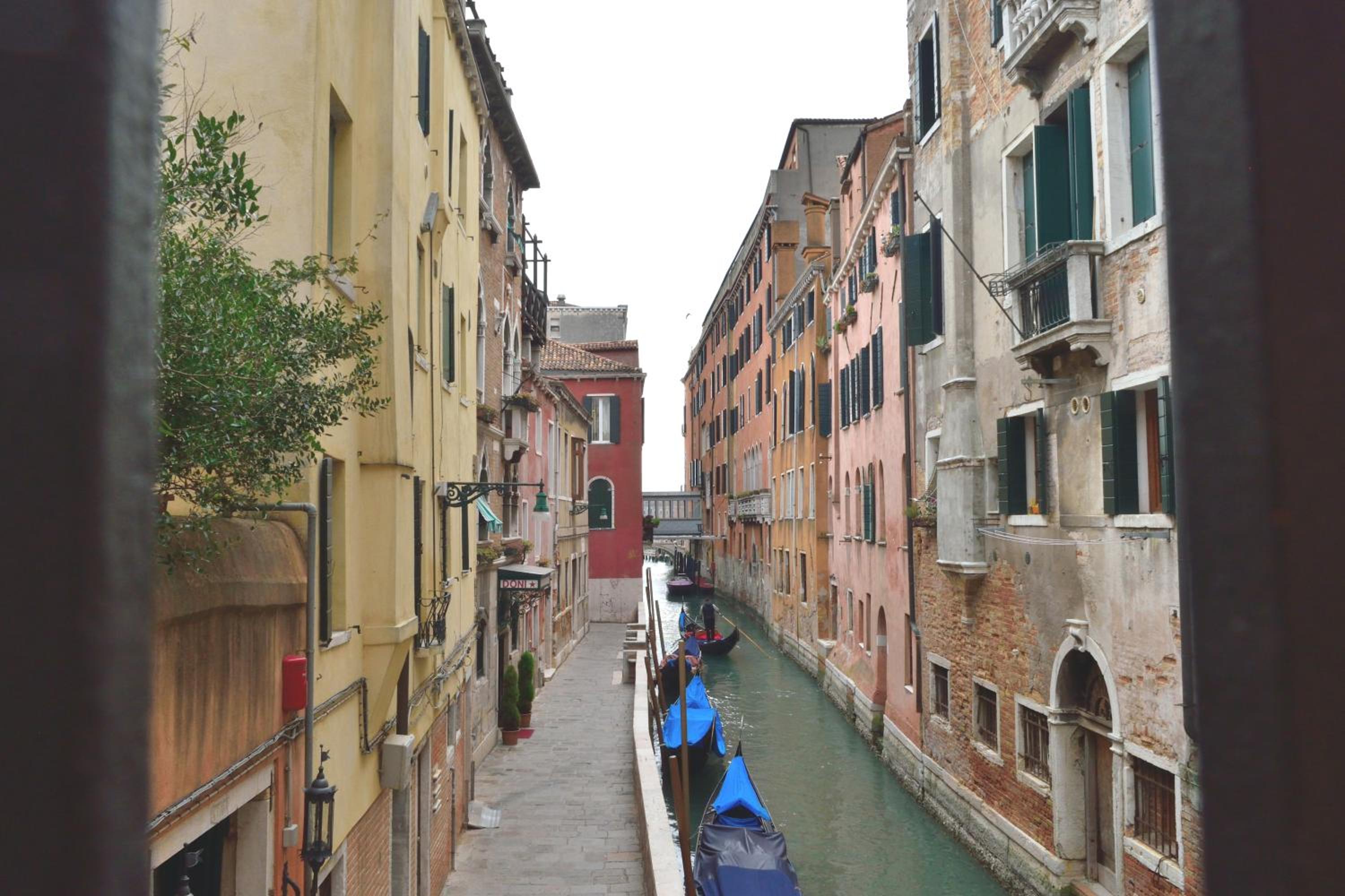 Double or Twin Room with Canal View