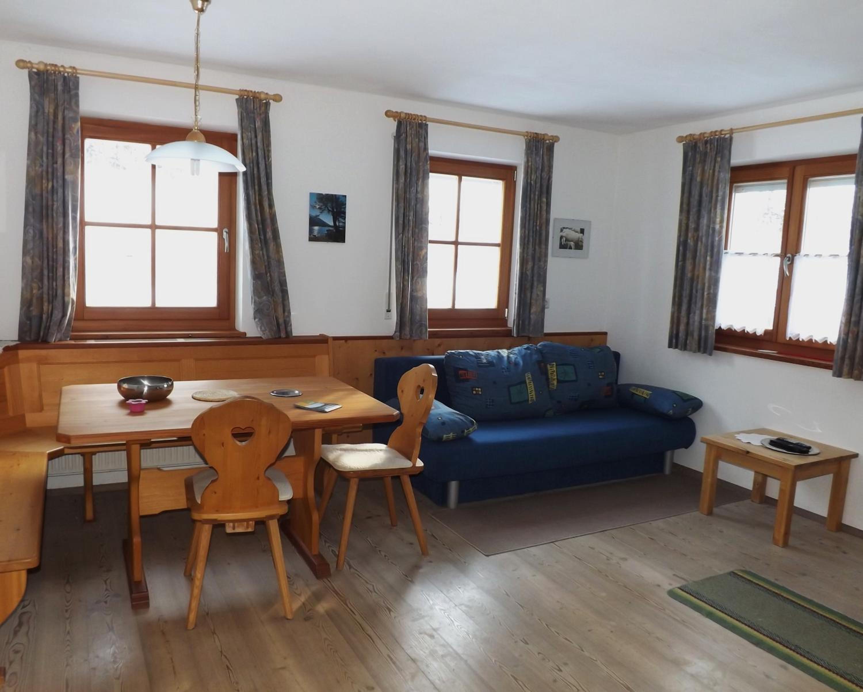 One-Bedroom Apartment with Terrace photo 3