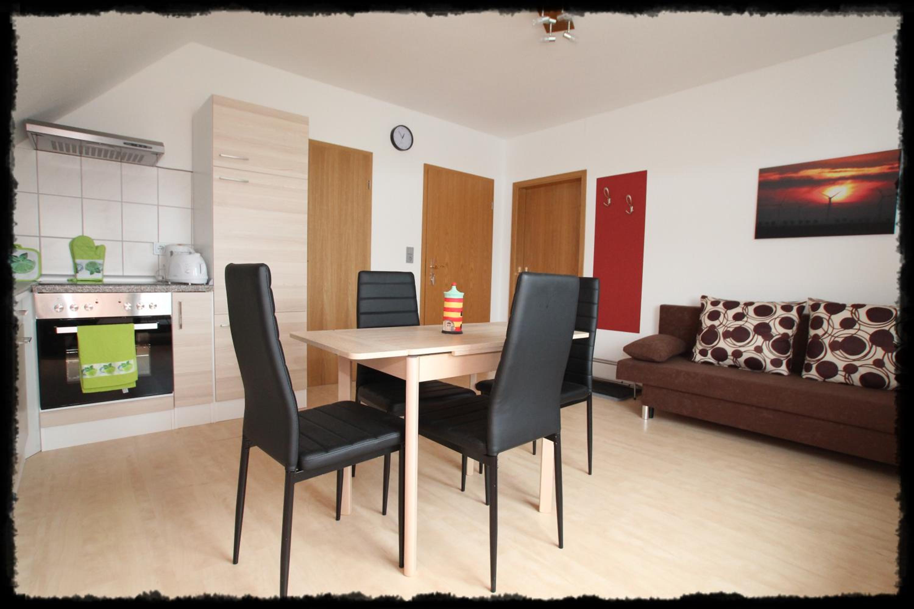 Apartment photo 2