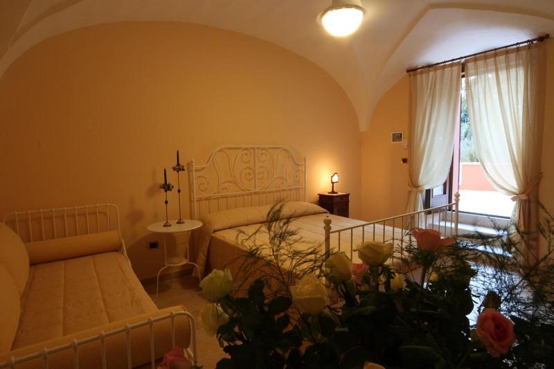 Triple Room with Garden View