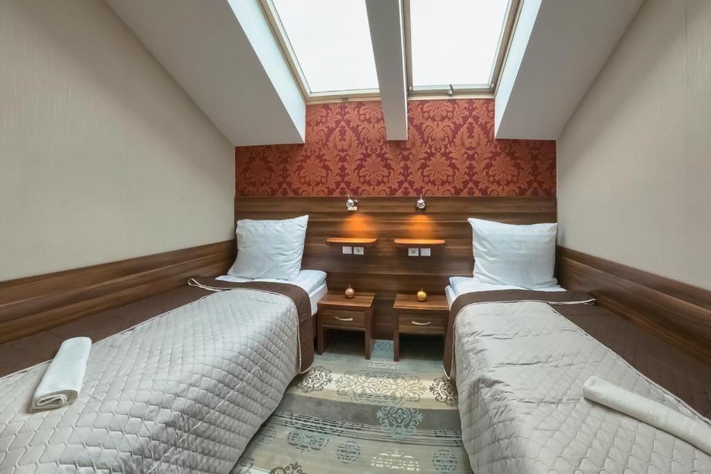 Double Room with Private Bathroom photo 1