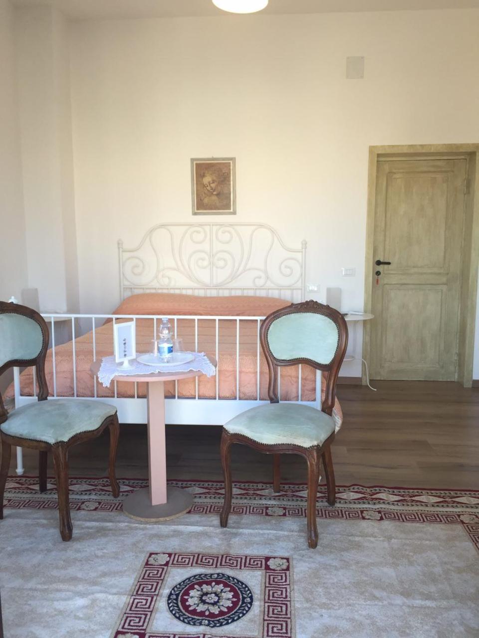 King Room with Balcony photo 3