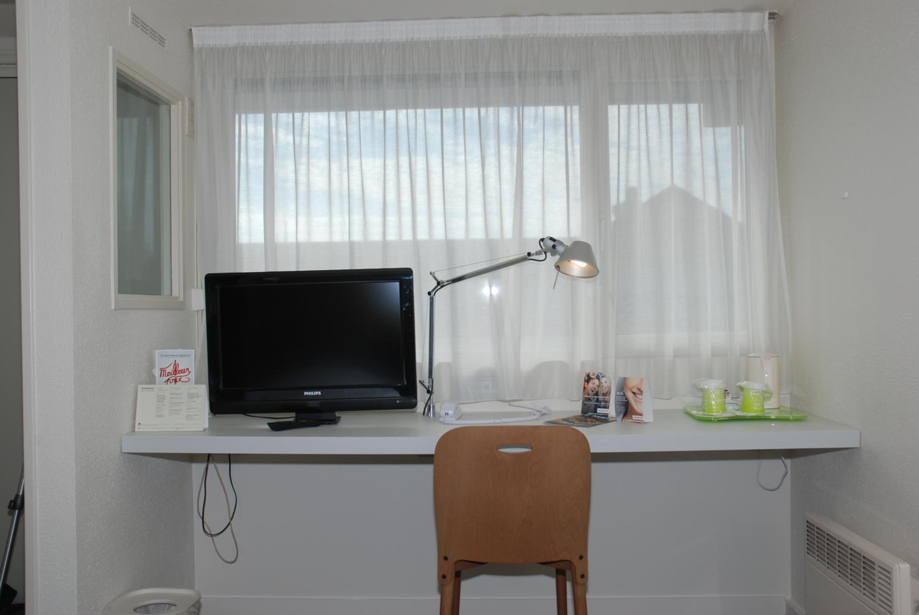 Standard Double Room - Photo 3