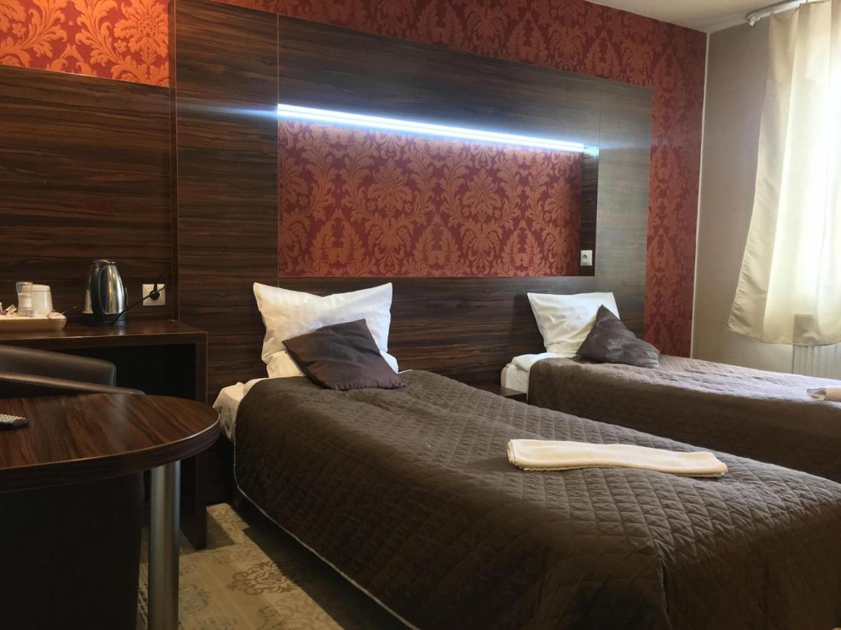 Large Double Room photo 2