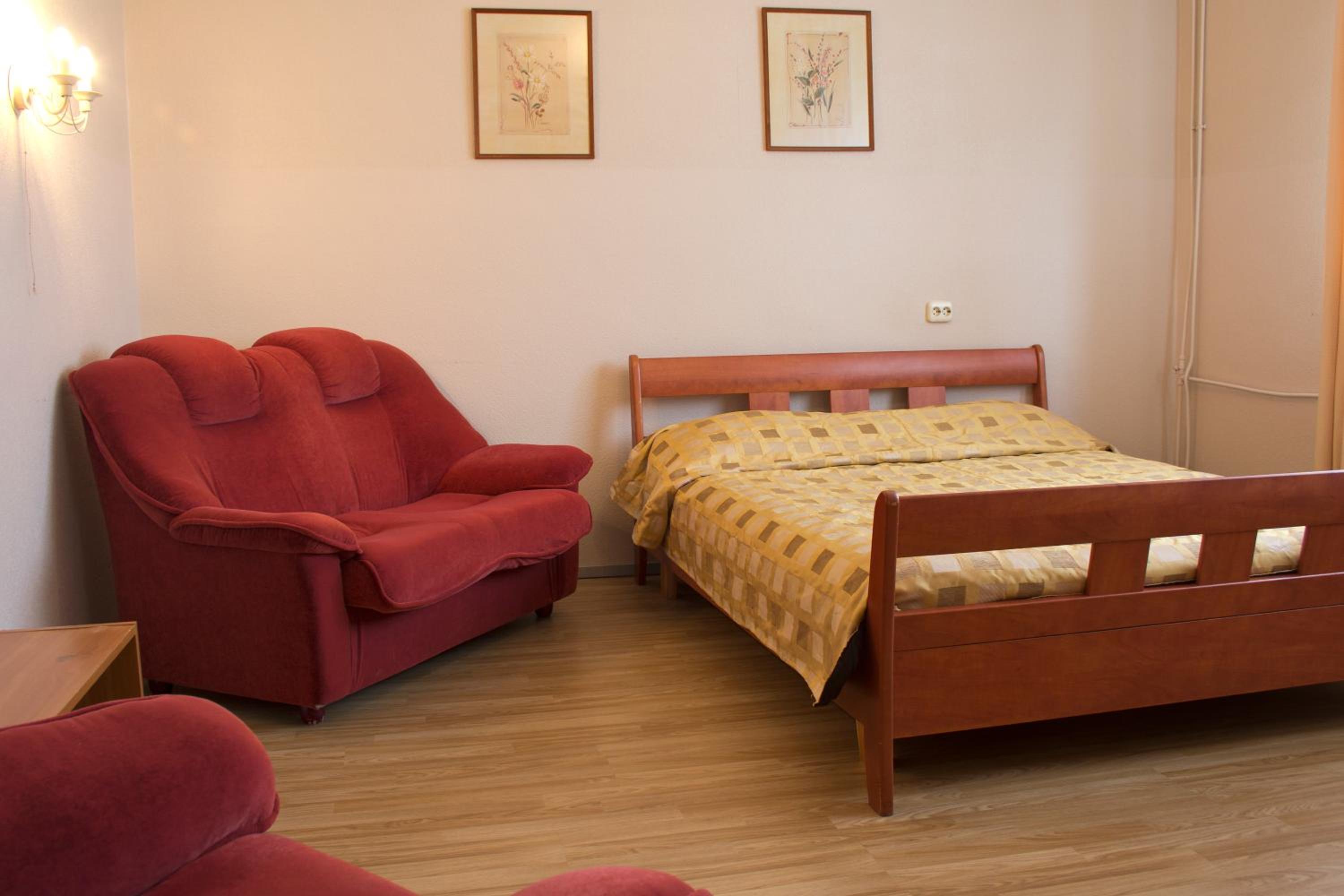 Double Room - Photo 5