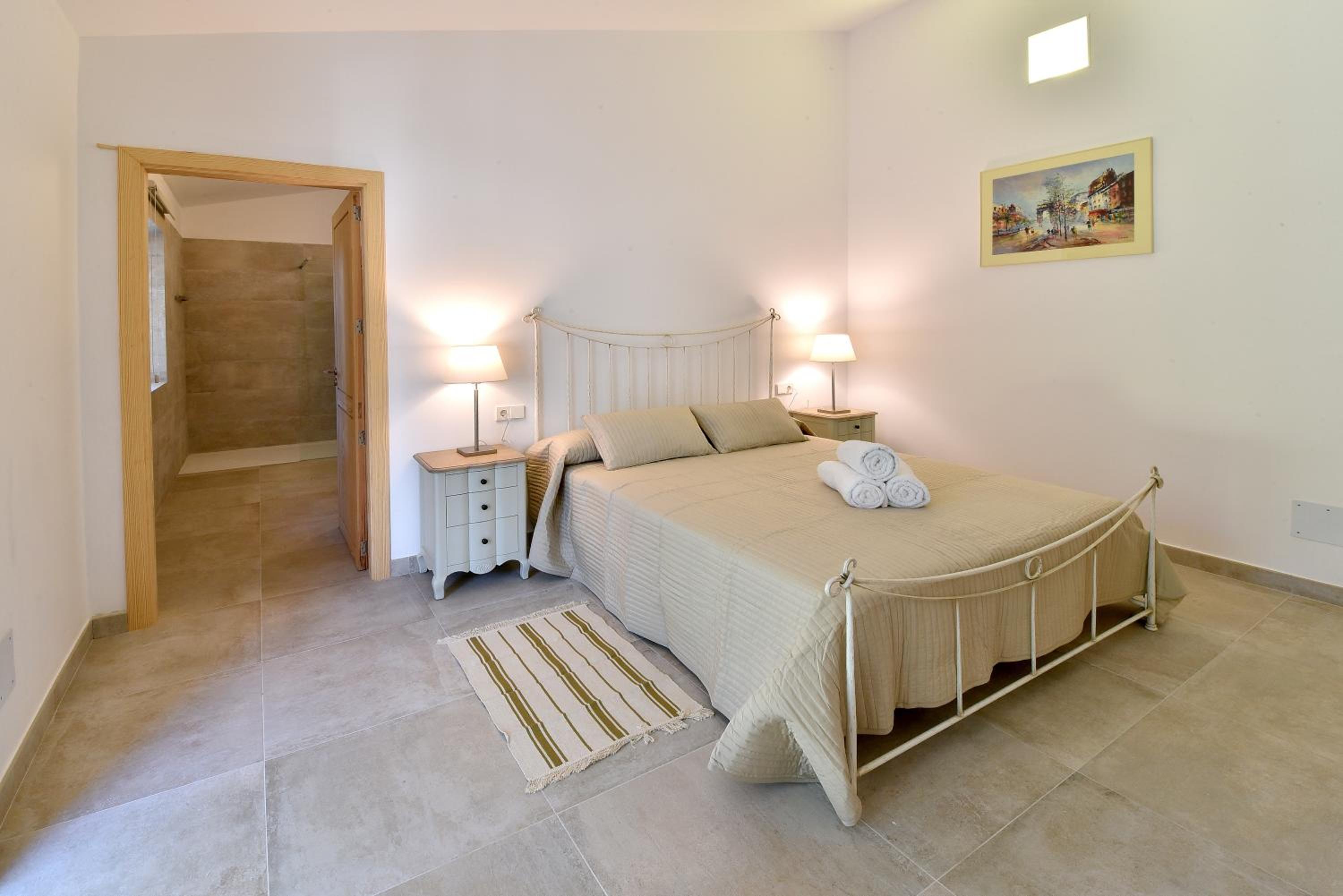 Villa de Tres Habitaciones