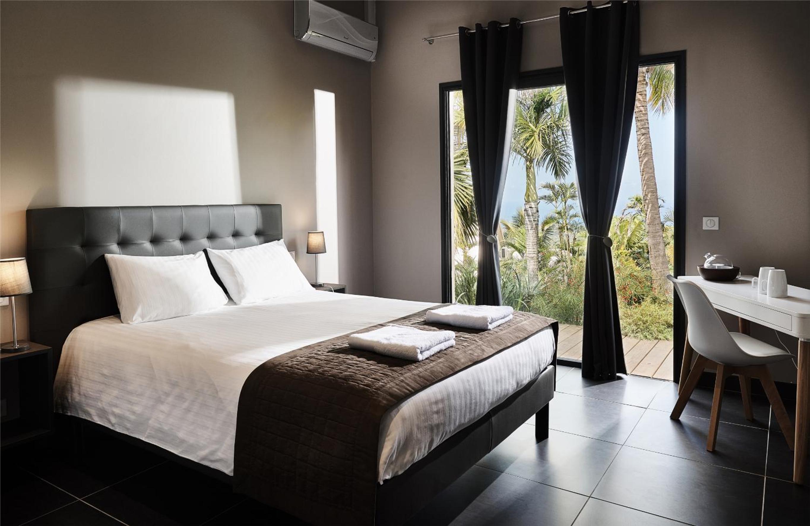 Double Room with Pool View