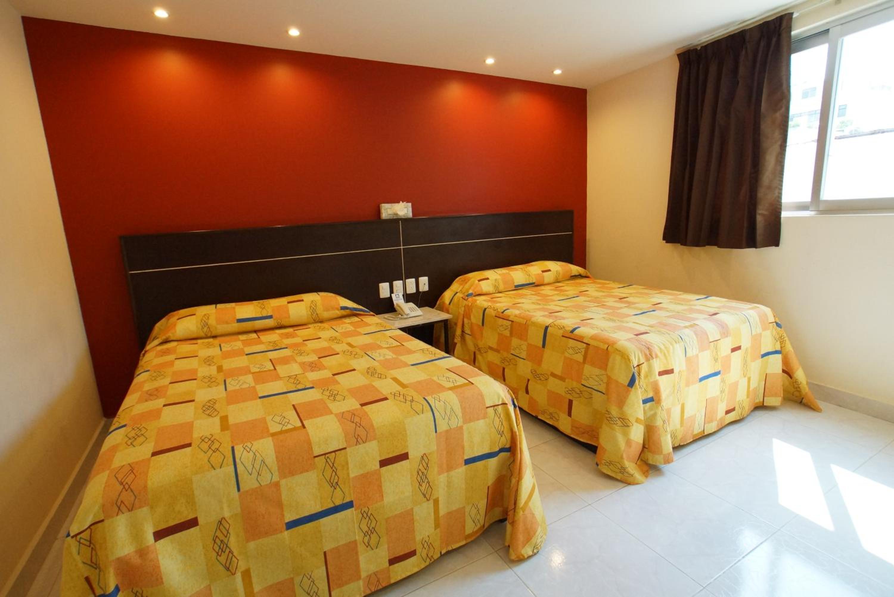 Double Room - Photo 11