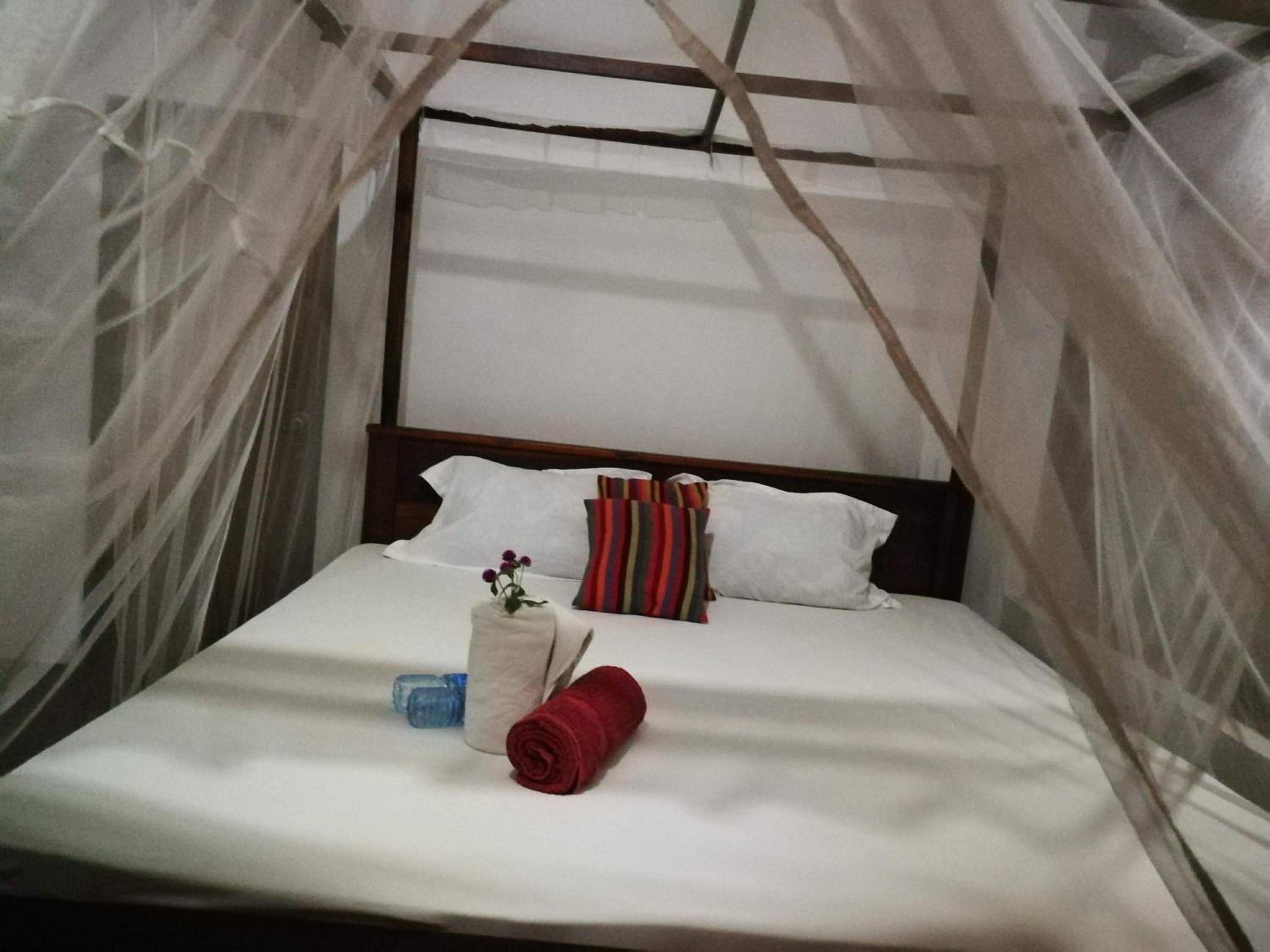 Economy Triple Room With Shared Bathroom