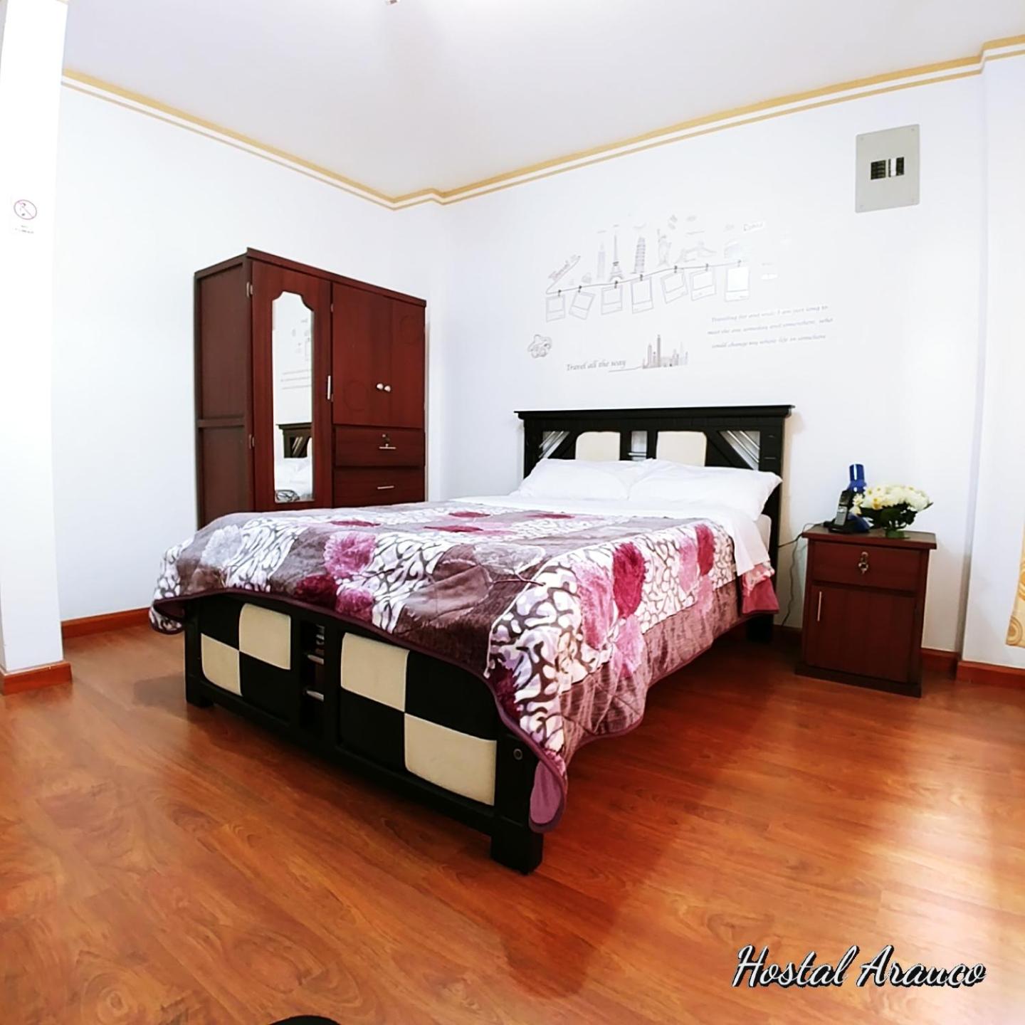 Double Room with Private Bathroom photo 3