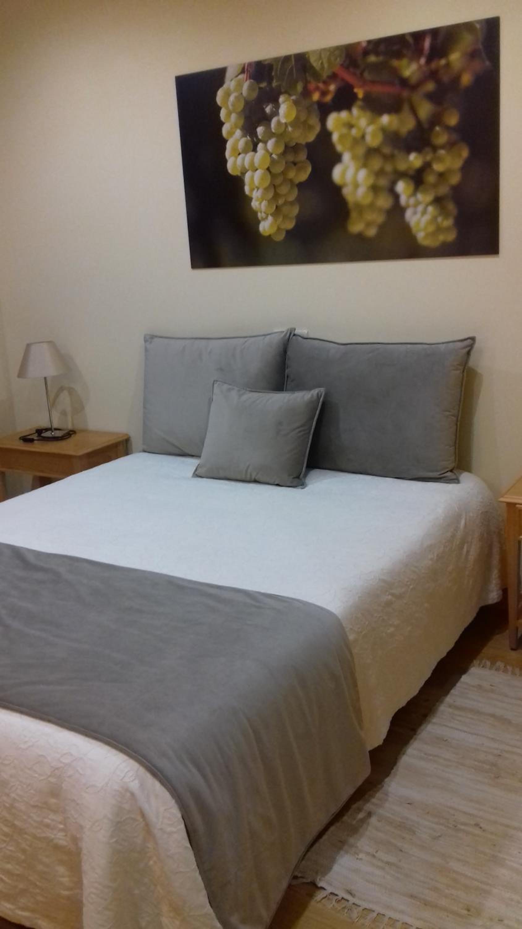 Deluxe King Suite - Photo 6