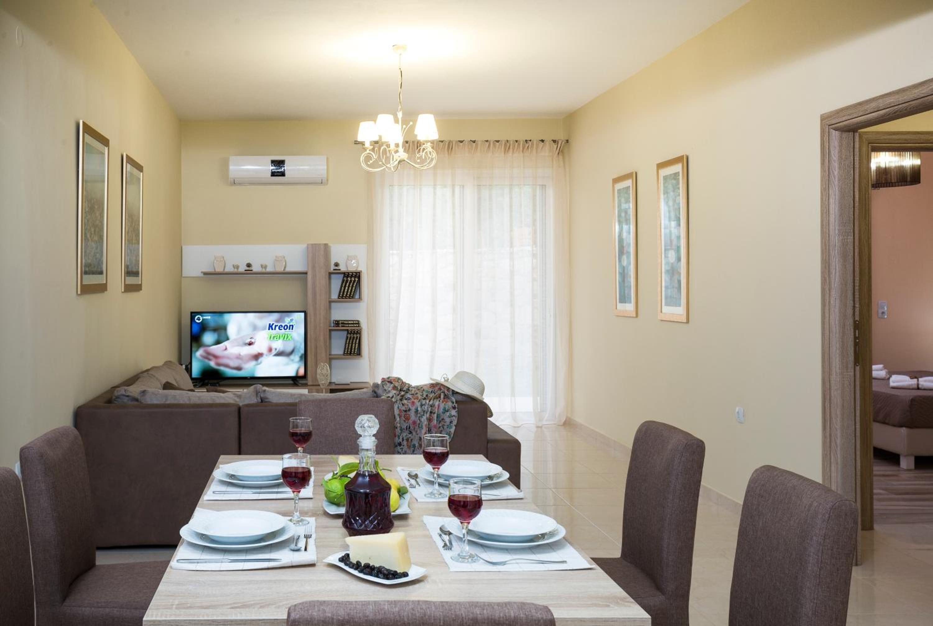 Apartment photo 1