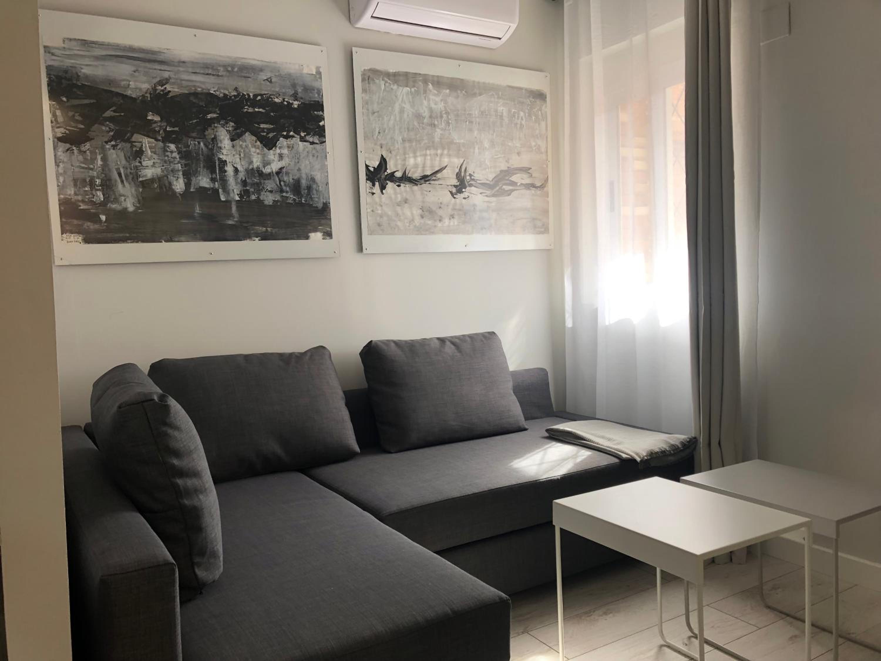 Apartment - Photo 3