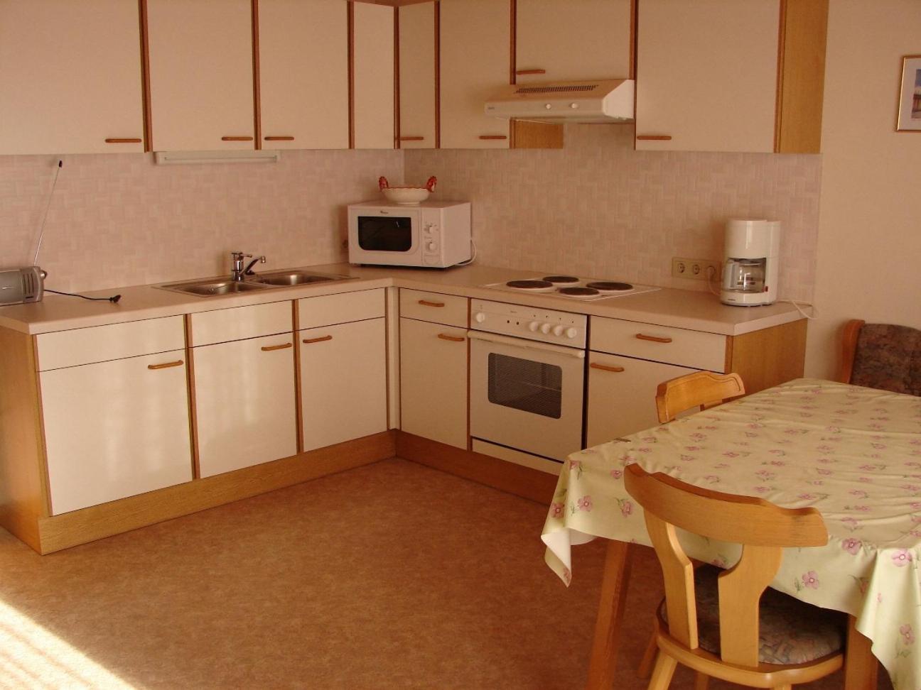 Two-Bedroom Apartment with Balcony photo 2