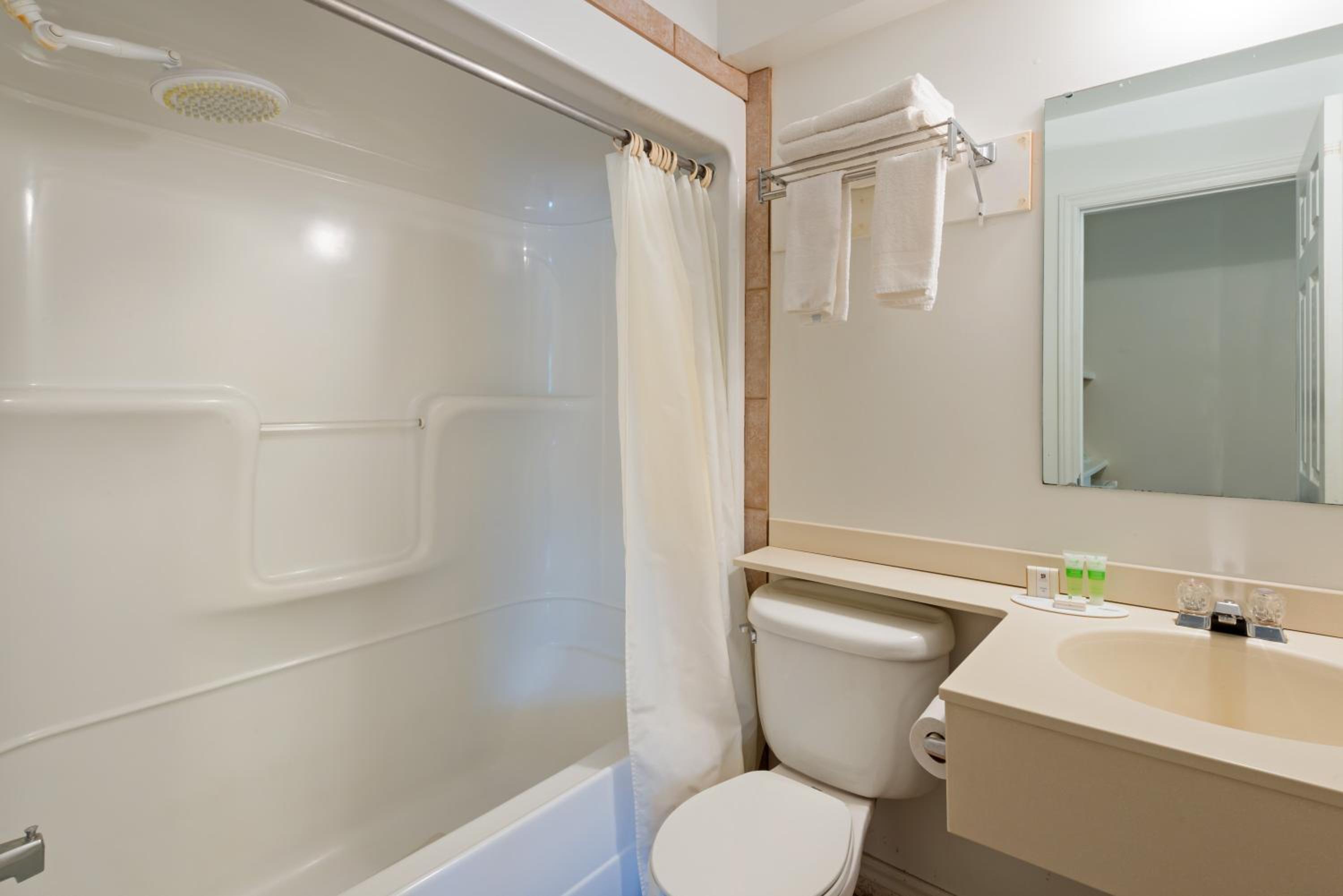Standard Suite photo 2