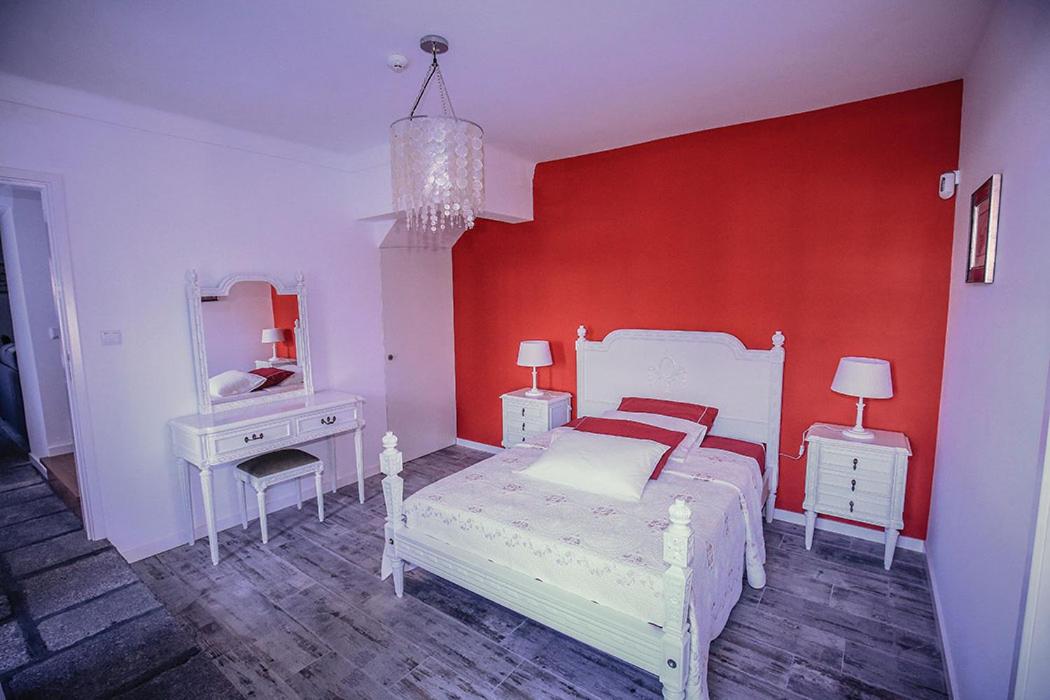 Two-Bedroom House photo 2