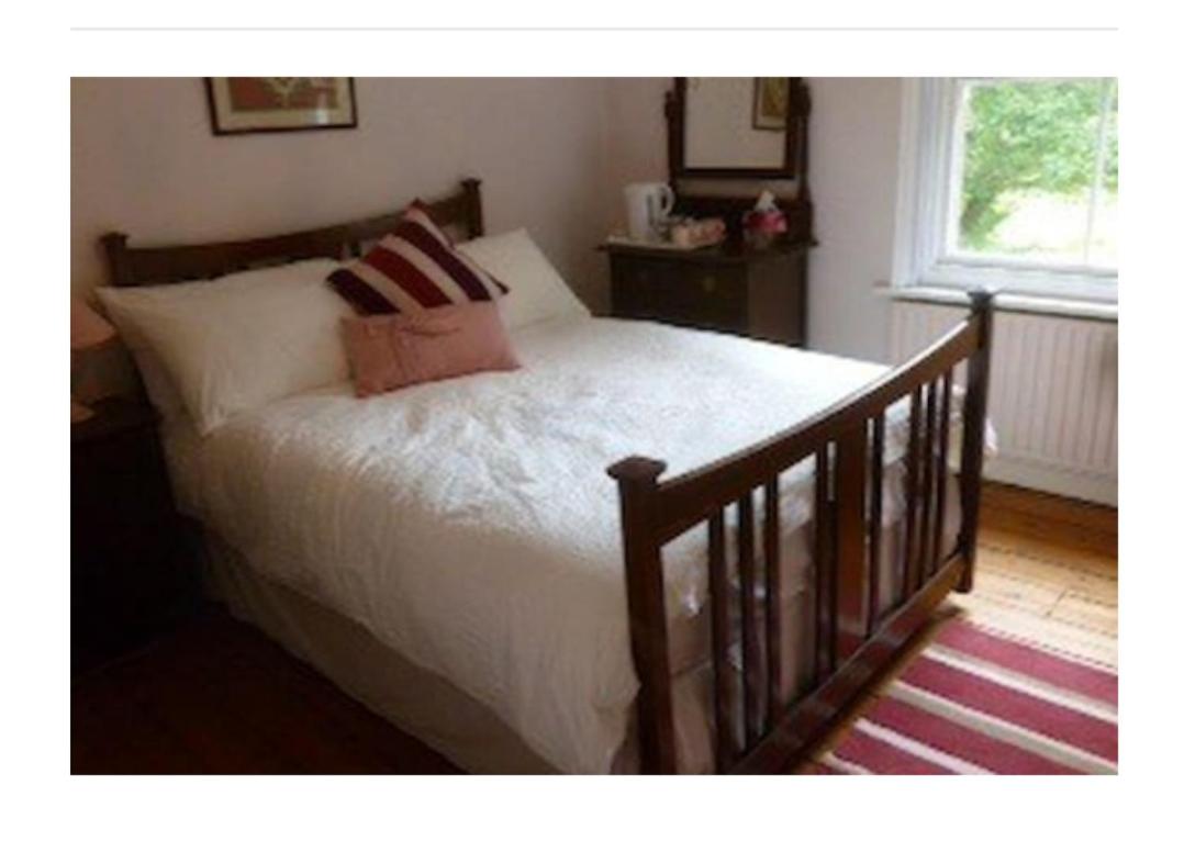 Double Room with Private External Bathroom - Photo 1