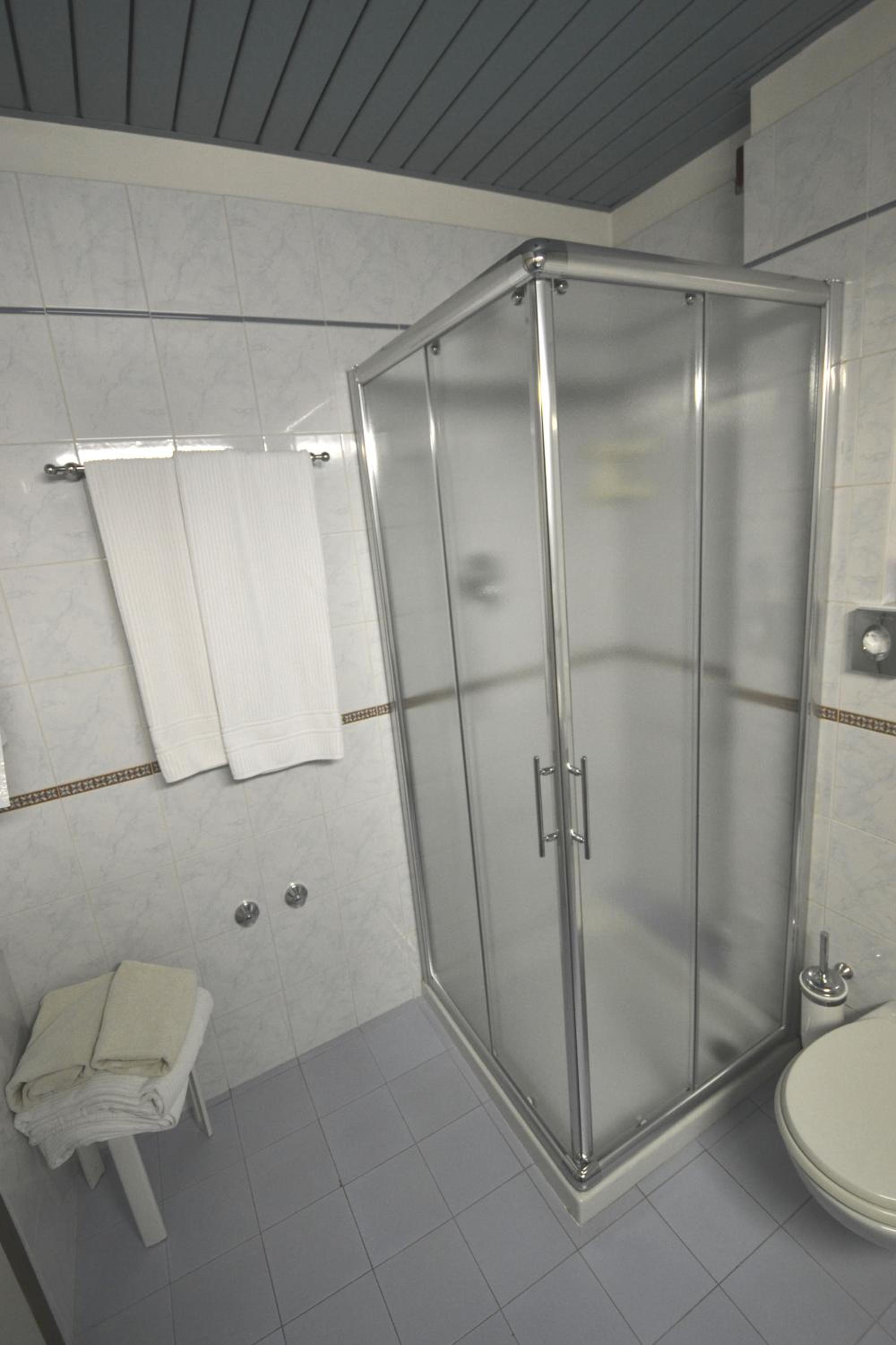 Triple Room - Photo 2