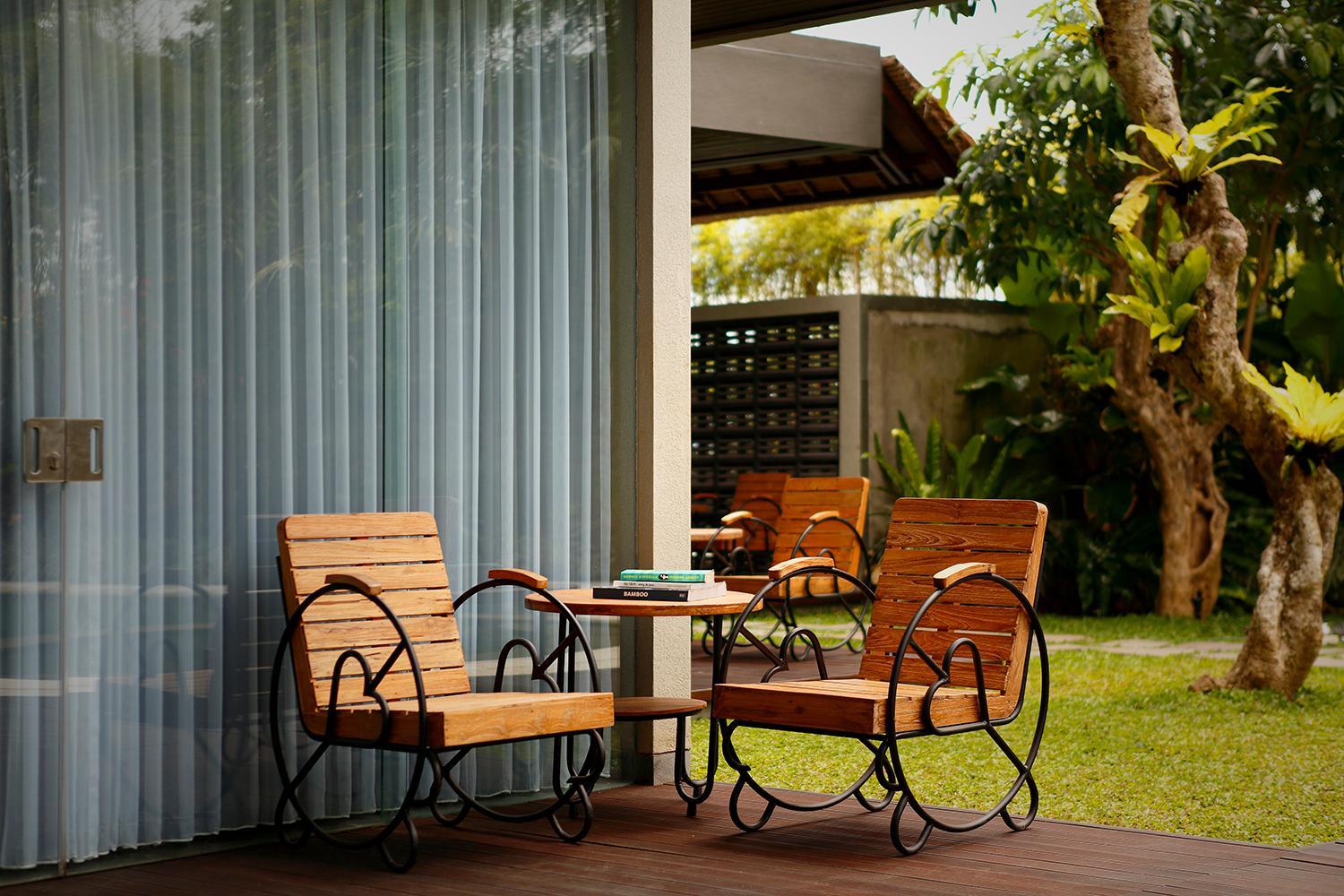 Double or Twin Room with Swimming Pool Access photo 2