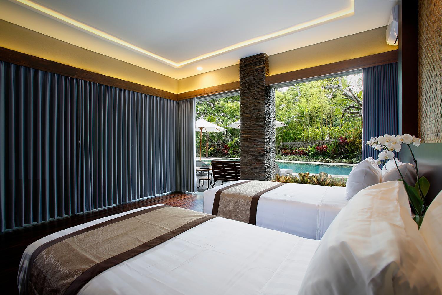 Double or Twin Room with Swimming Pool Access