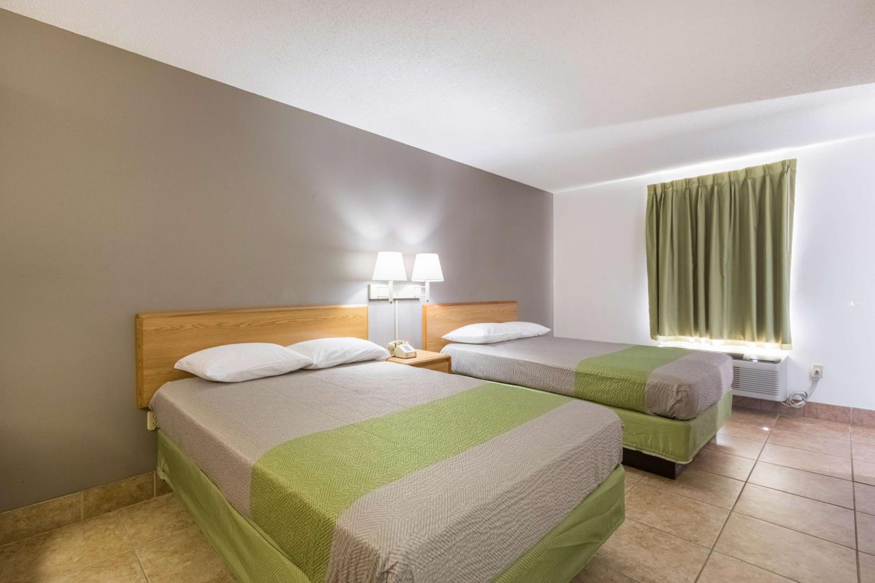 Quadruple Room photo 3
