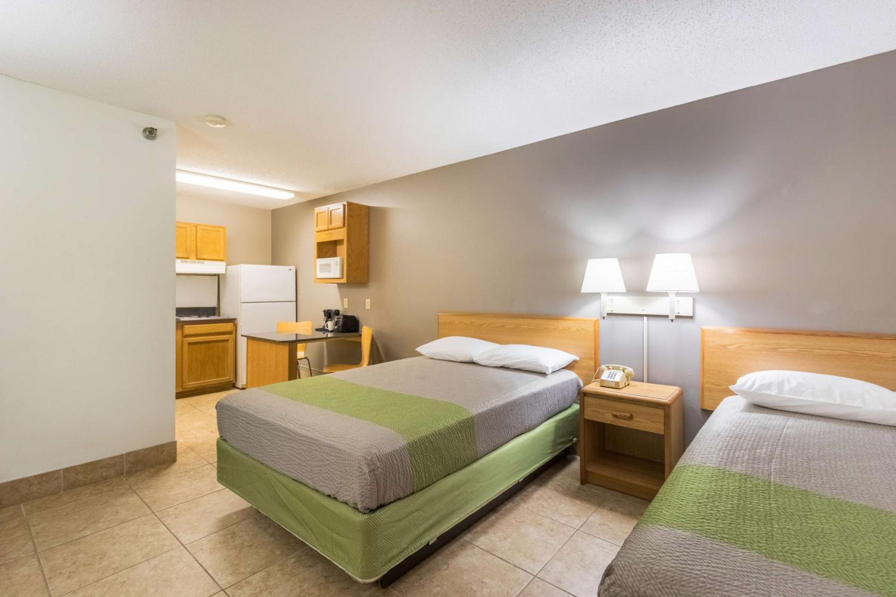 Quadruple Room photo 2