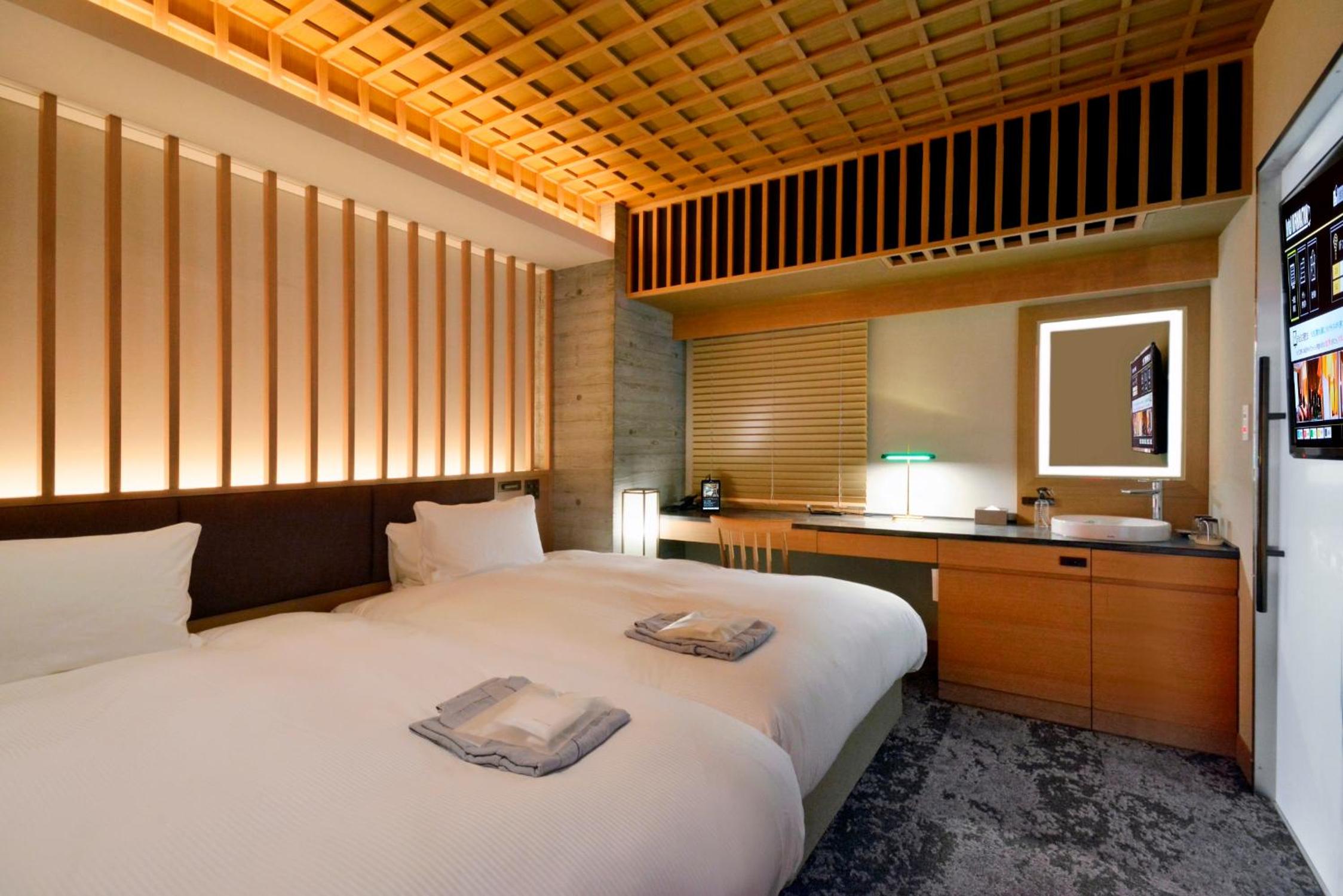 Superior Twin Room - Non-Smoking photo 3