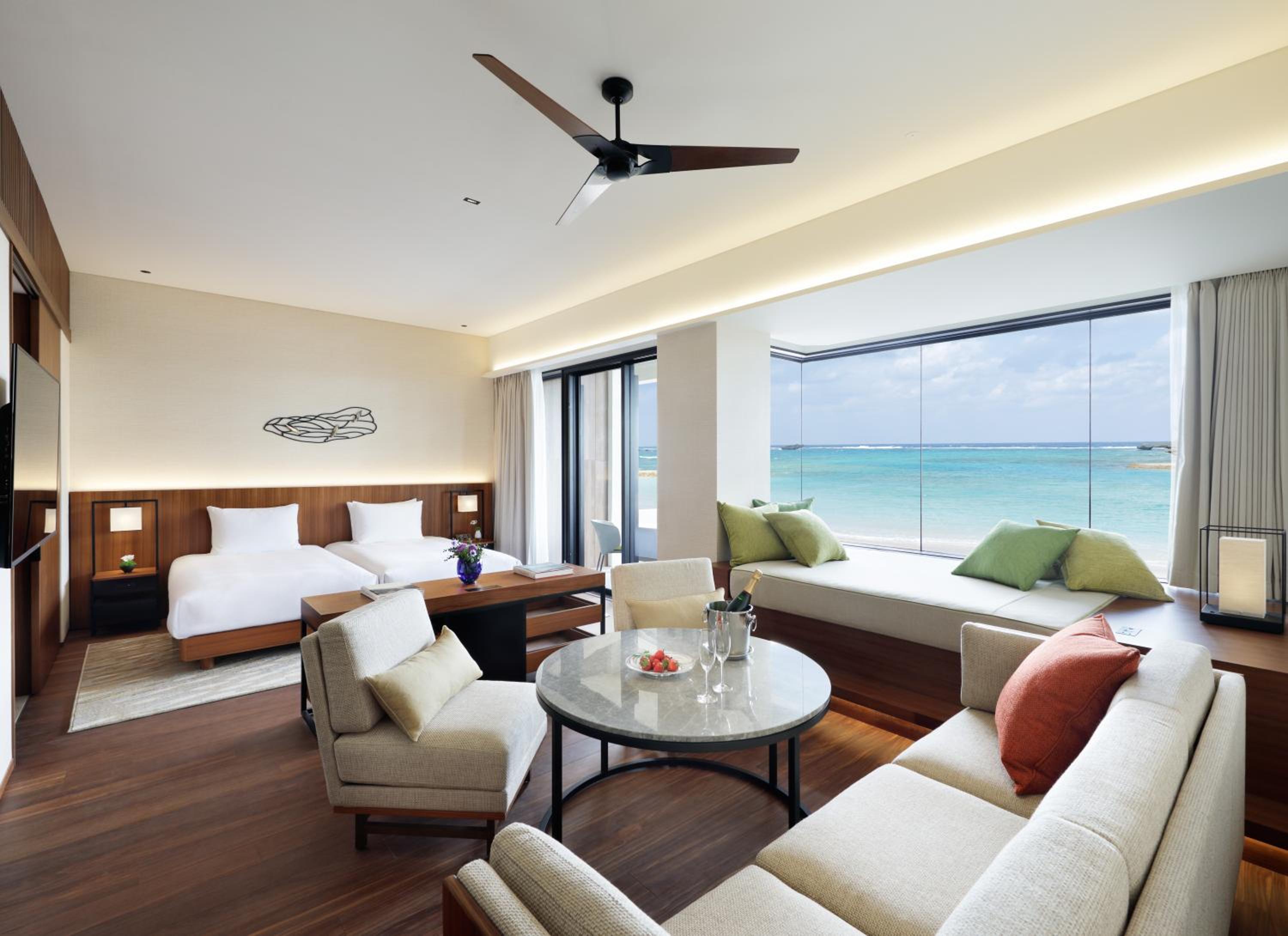 One-Bedroom Beach House with Two Single Beds - Photo 8