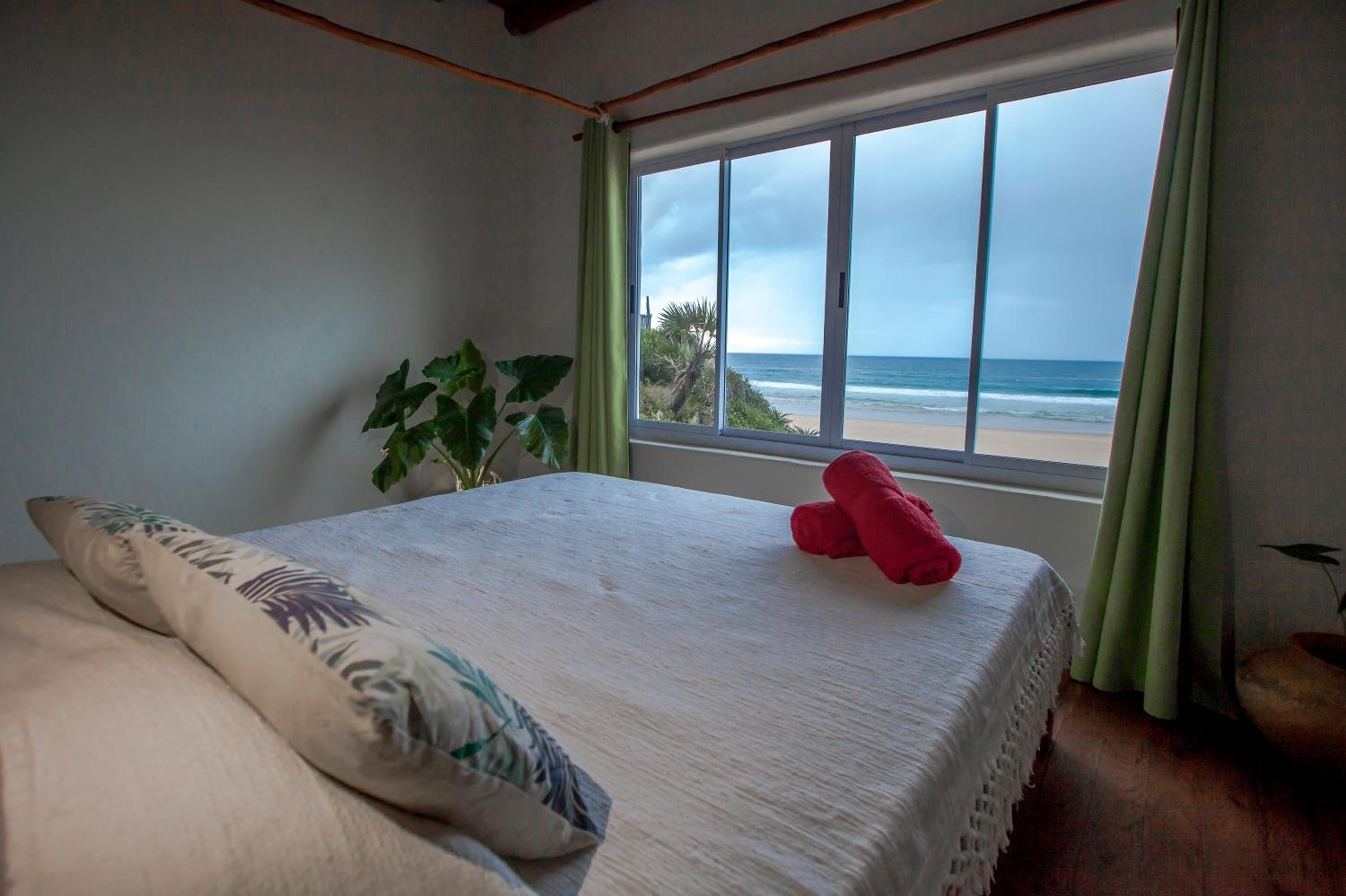 Villa - Beach Front photo 1