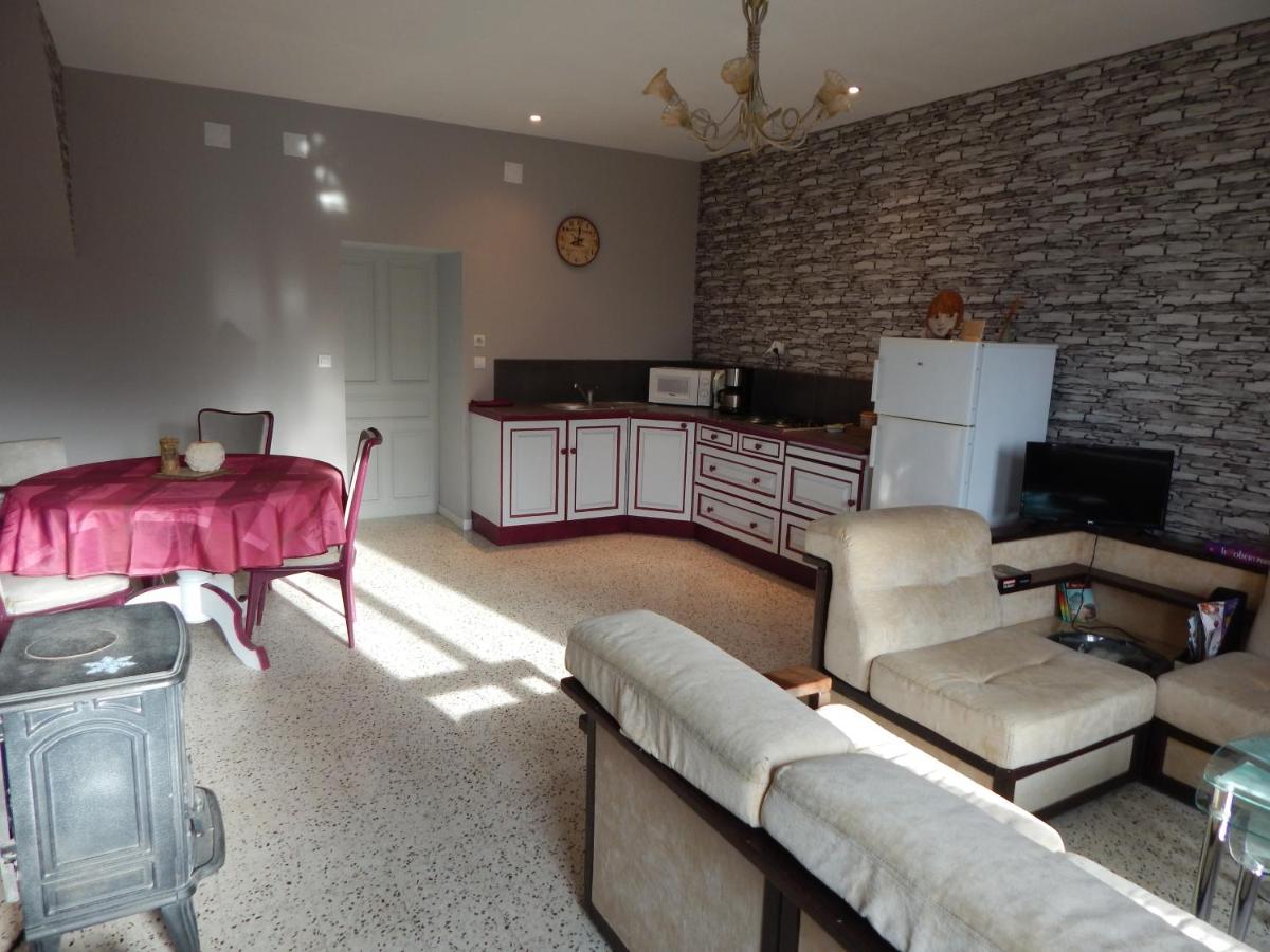 Two-Bedroom House photo 2