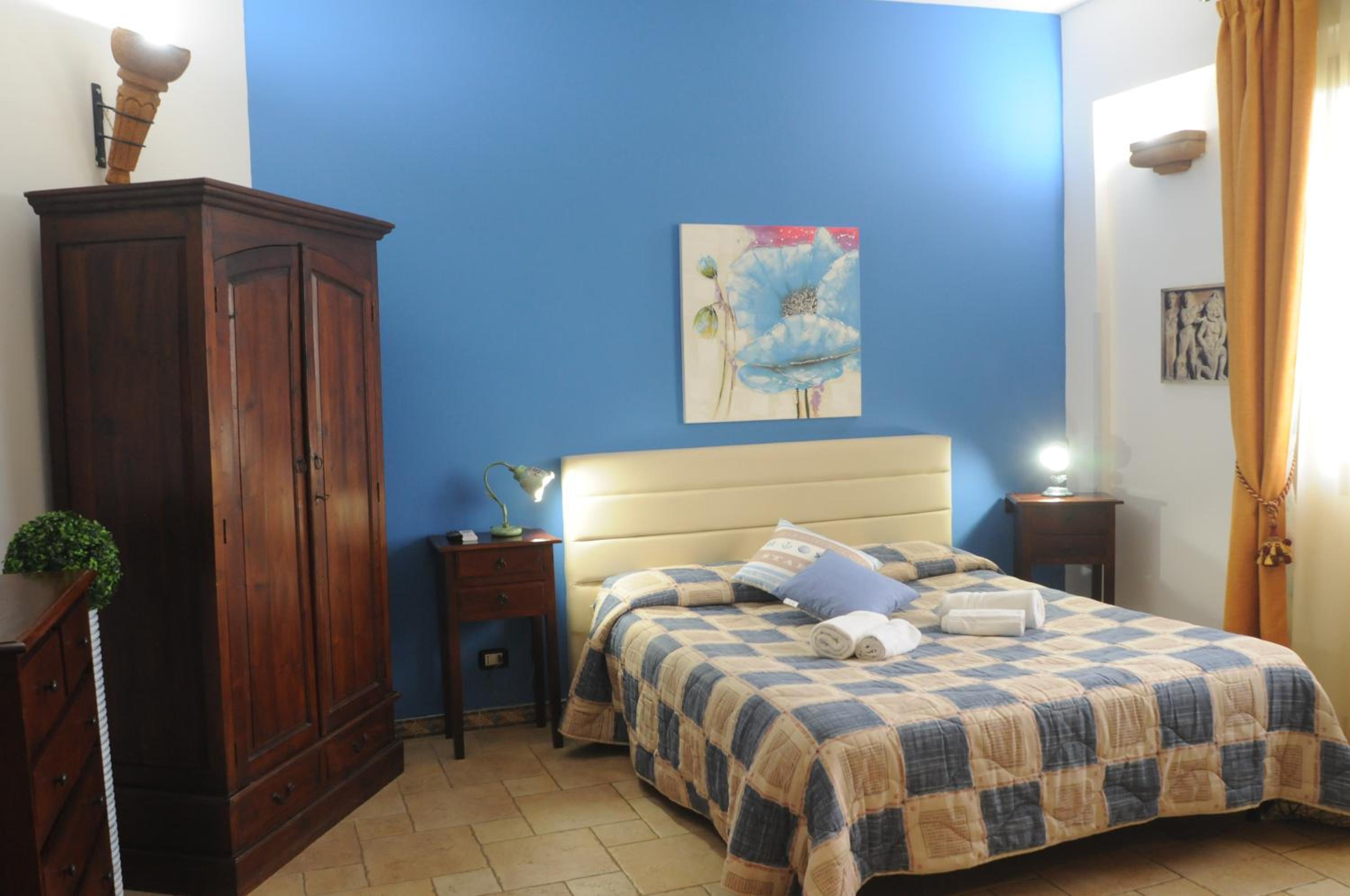 Double or Twin Room - Photo 14