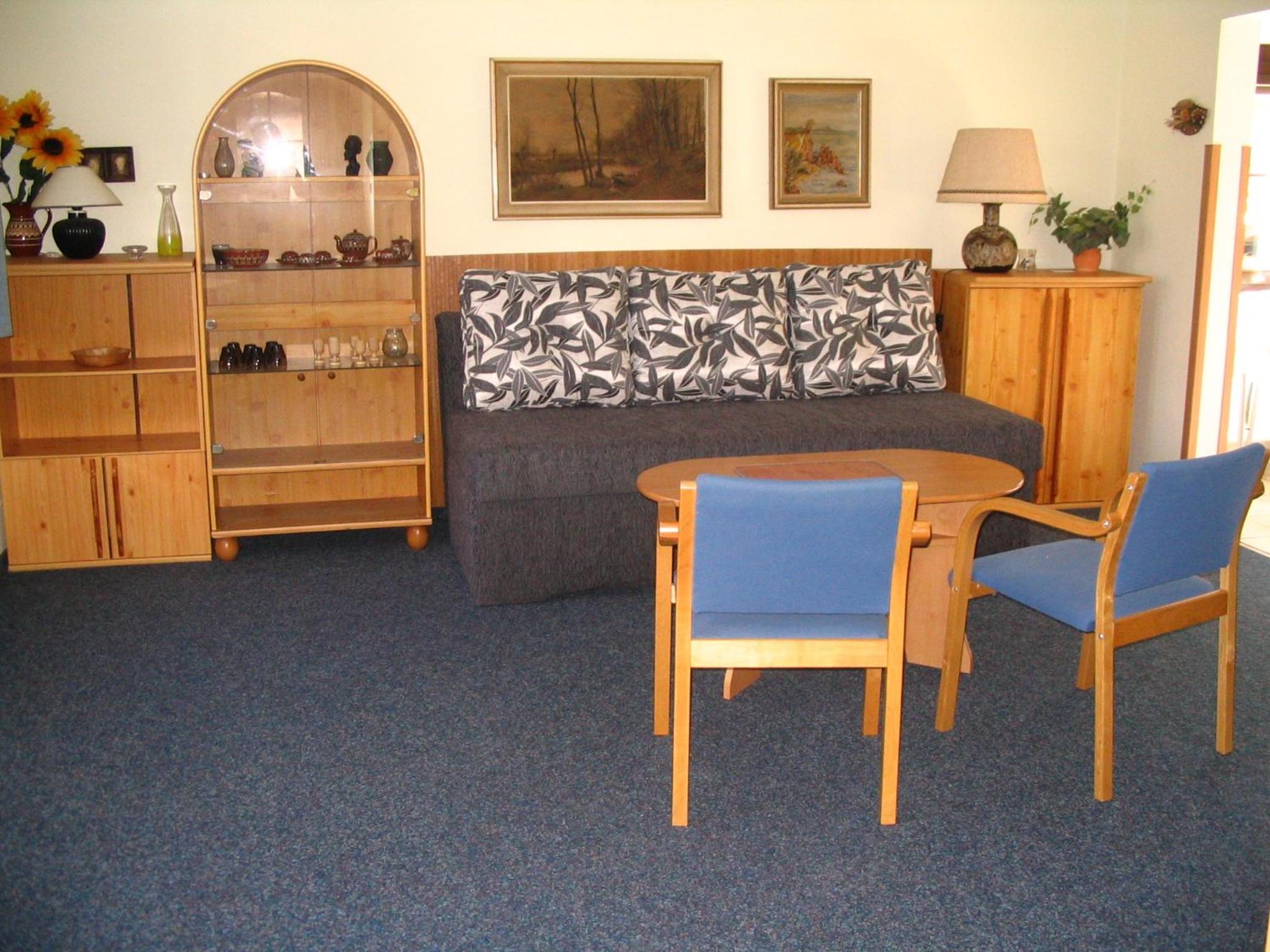 One-Bedroom Apartment photo 2