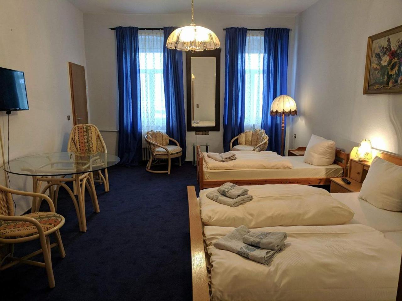 Double or Twin Room - Photo 1